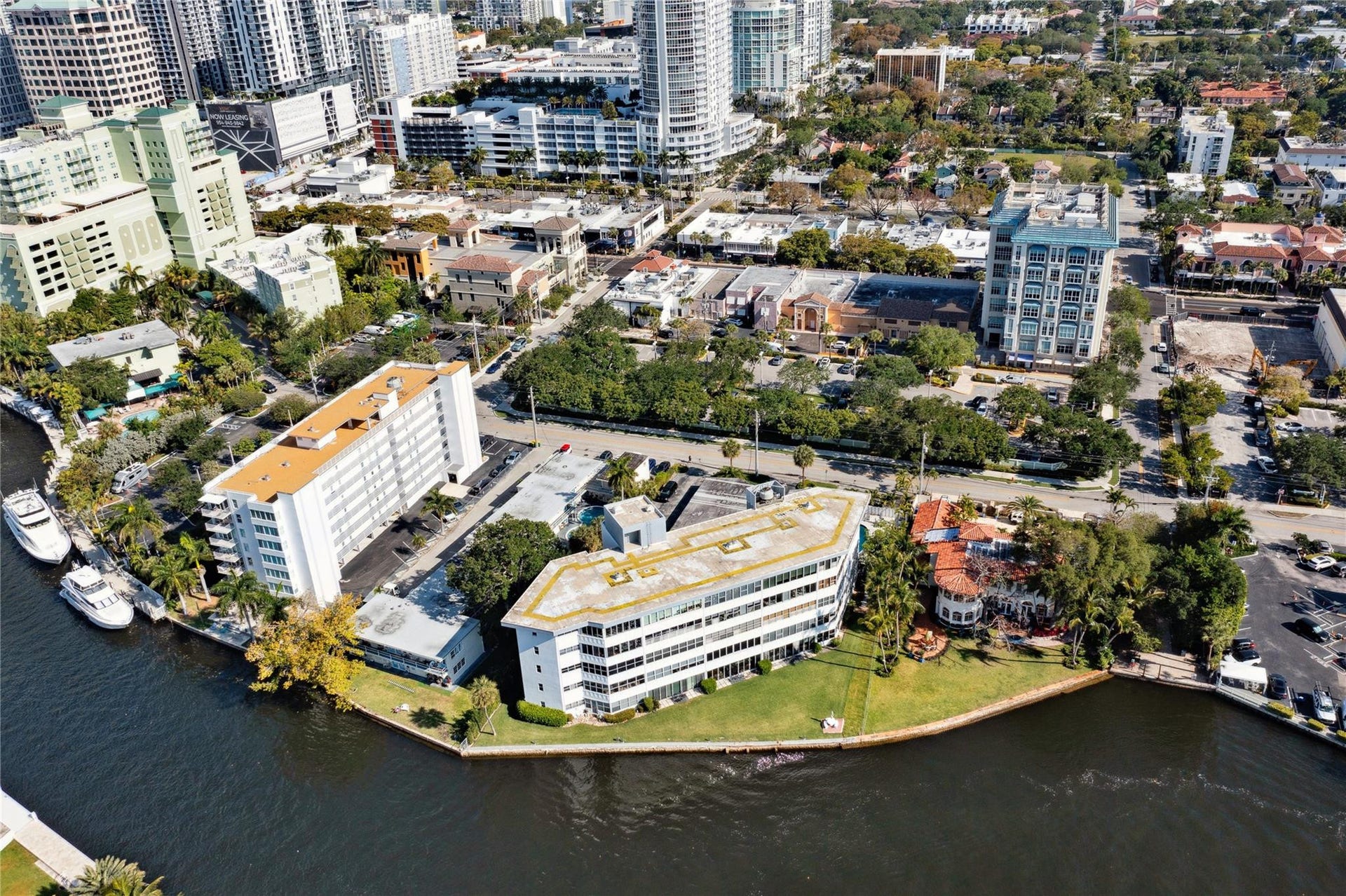 818 SE 4TH Street, #201, Fort Lauderdale, FL 33301 Rivercrest CondoDirect New River views