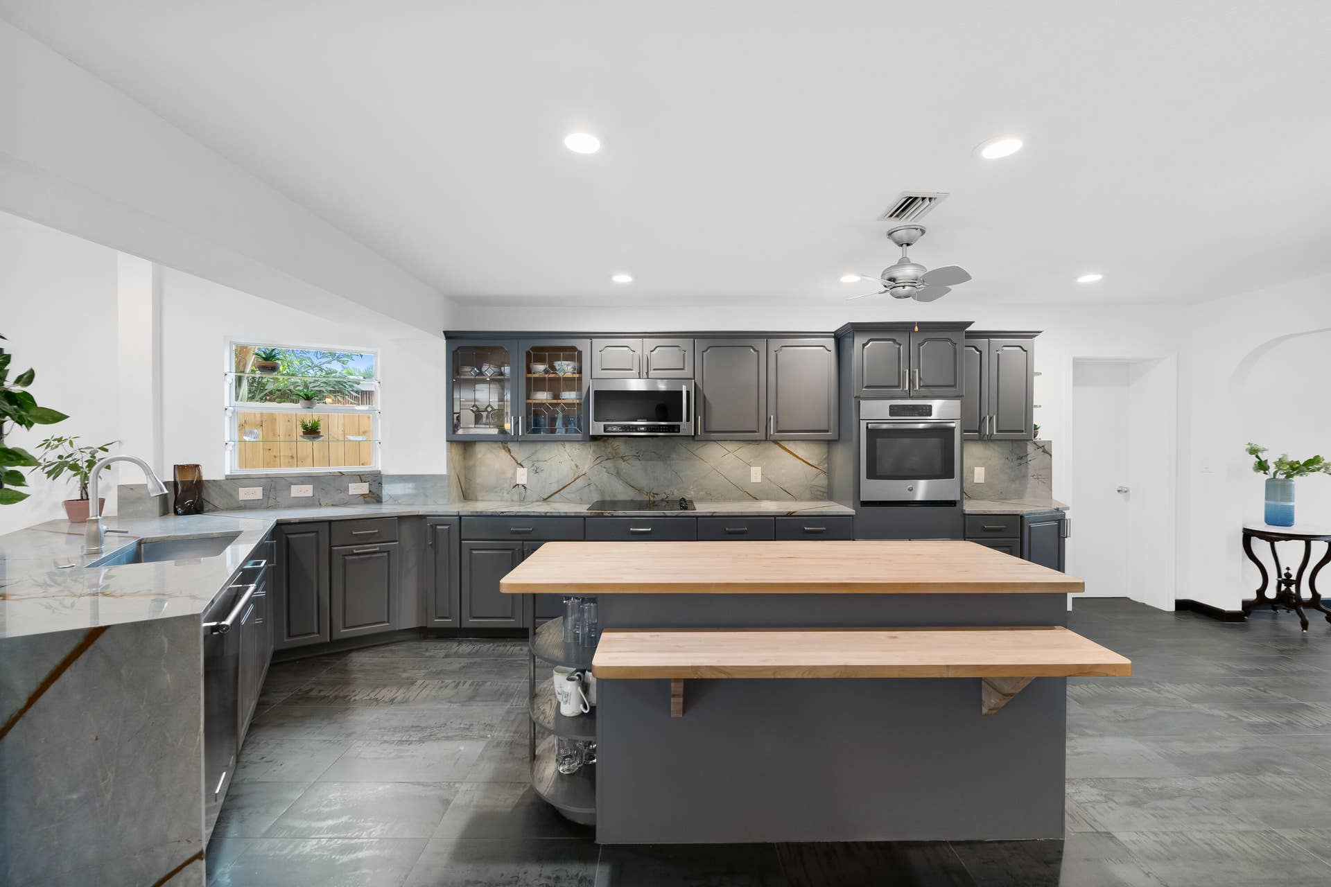 2108 NE 24TH Street, Wilton Manors, FL 33305 DSC_6195