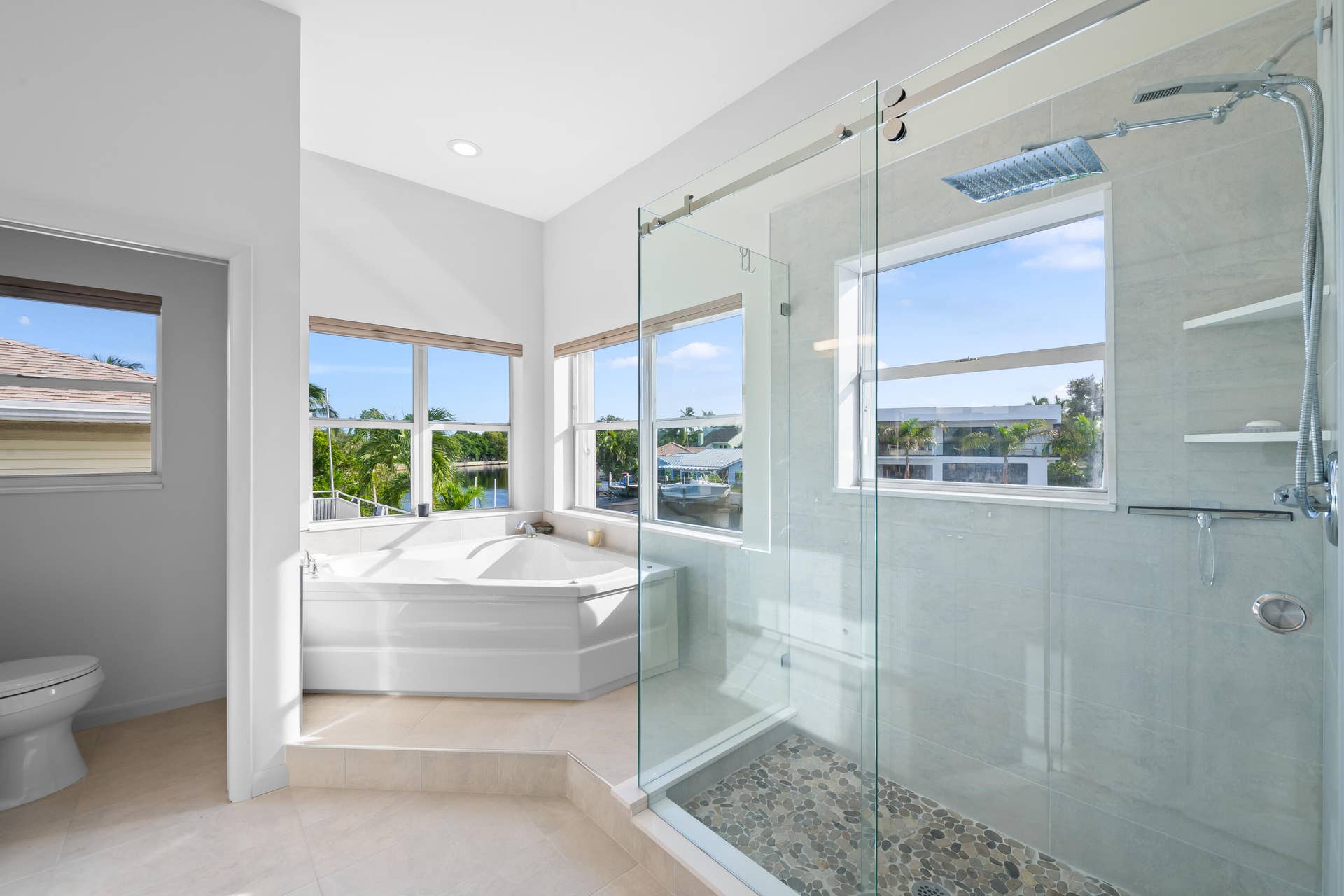 2108 NE 24TH Street, Wilton Manors, FL 33305 DSC_6084