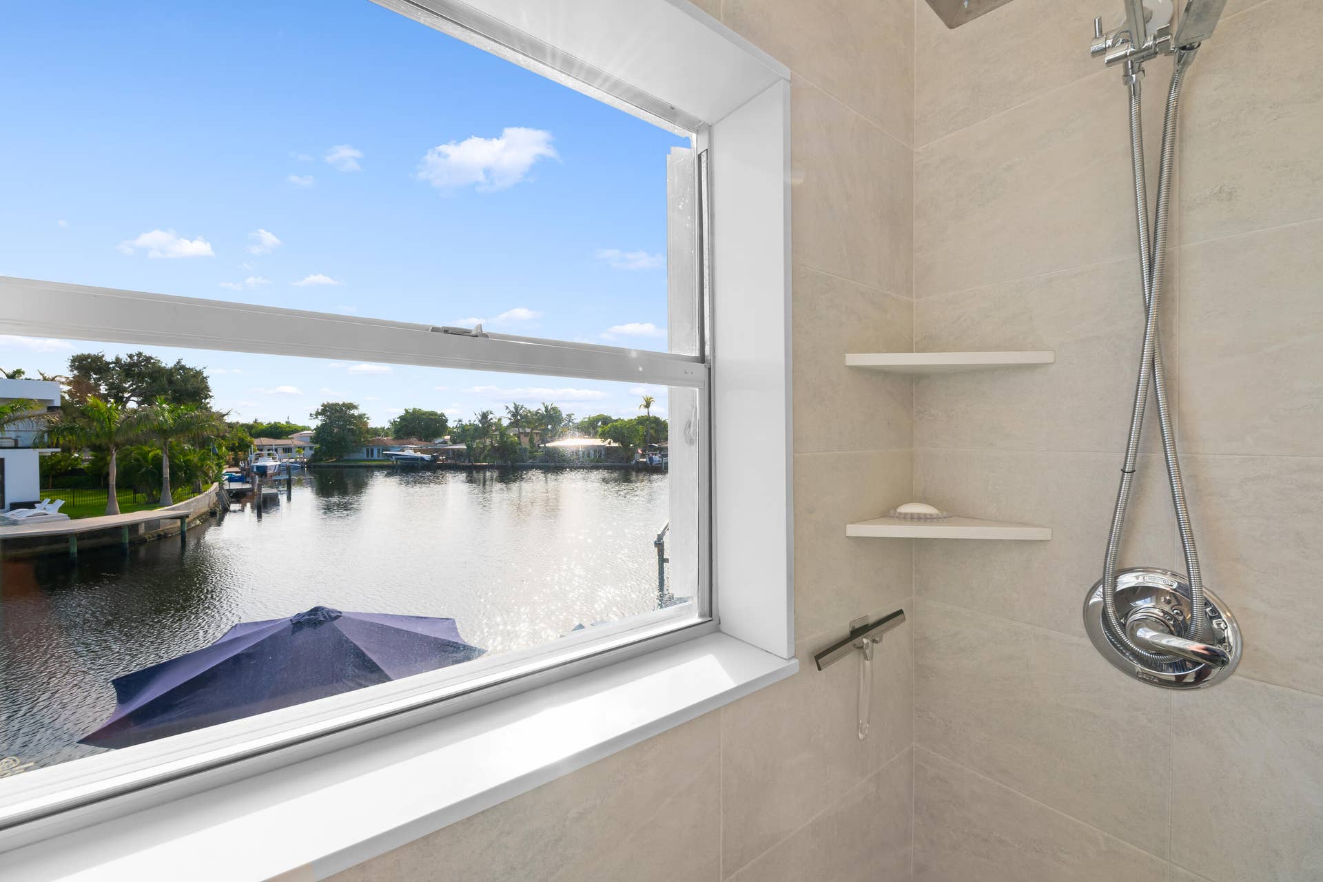 2108 NE 24TH Street, Wilton Manors, FL 33305 DSC_6105