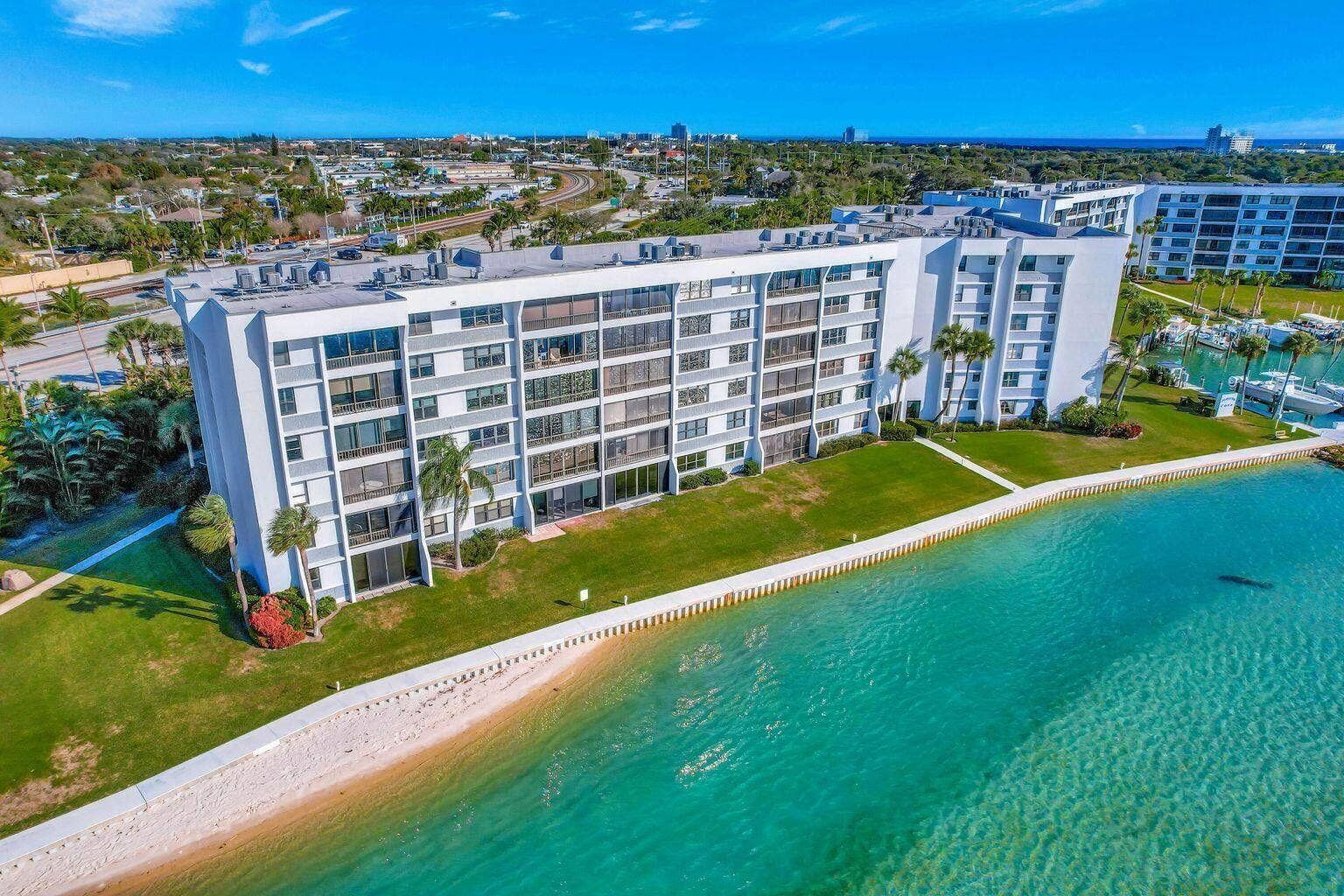1542 Jupiter Cove Drive, #104, Jupiter, Jupiter, FL 33469 20251103150648480483000000-o