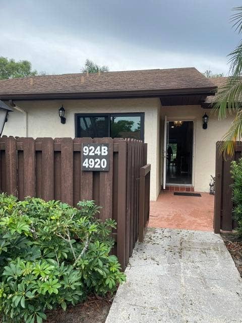 Property photo for 4920 SABLE PINE Circle, #B, West Palm Beach, FL