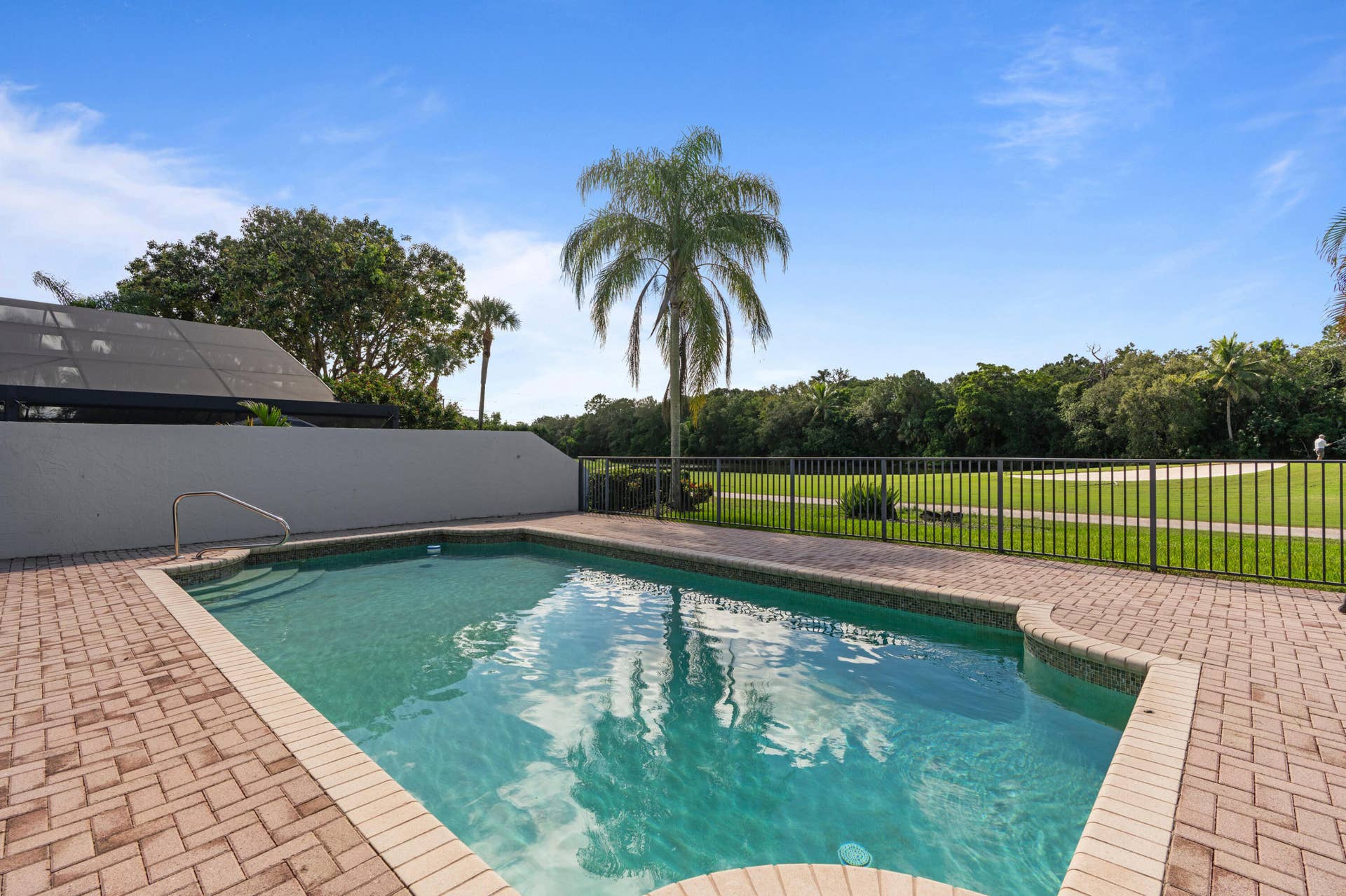 21452 BRIDGE VIEW Drive, Boca Raton, FL 33428 Pool