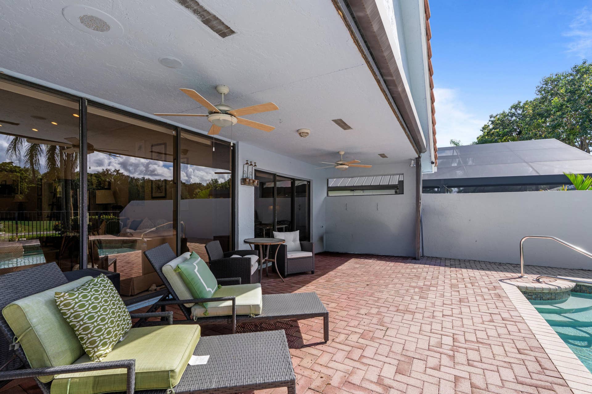21452 BRIDGE VIEW Drive, Boca Raton, FL 33428 Patio