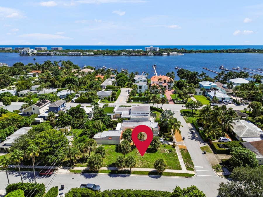 Property photo for 128 18th Avenue N, Lake Worth, FL