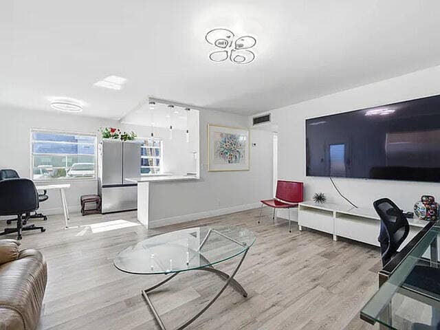 193 Burgundy E, #193, Delray Beach, FL 33484 02_beyc6abd47de404c1
