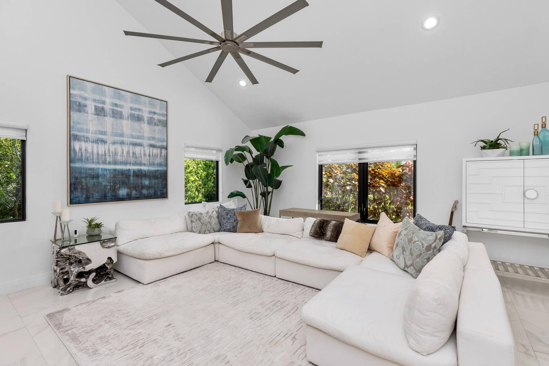 Living Area 1