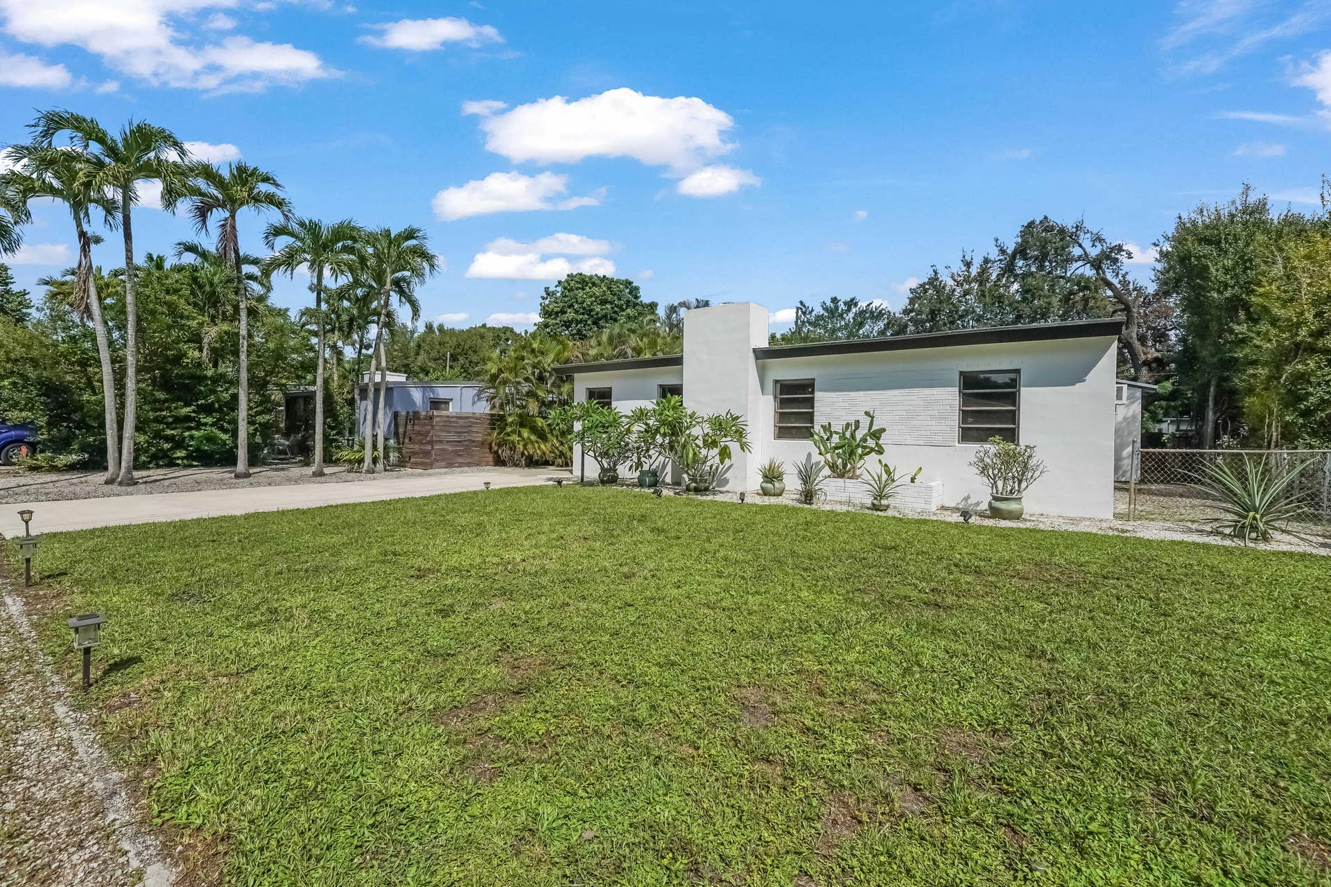 1717 SW 14TH Street, Fort Lauderdale, FL 33312 3 (1)