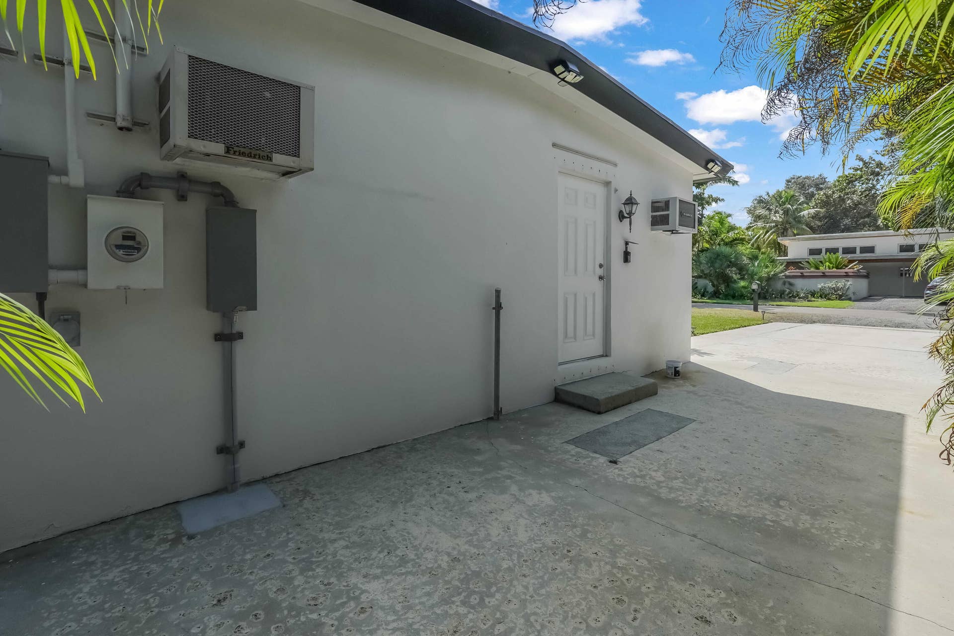 1717 SW 14TH Street, Fort Lauderdale, FL 33312 39 (1)