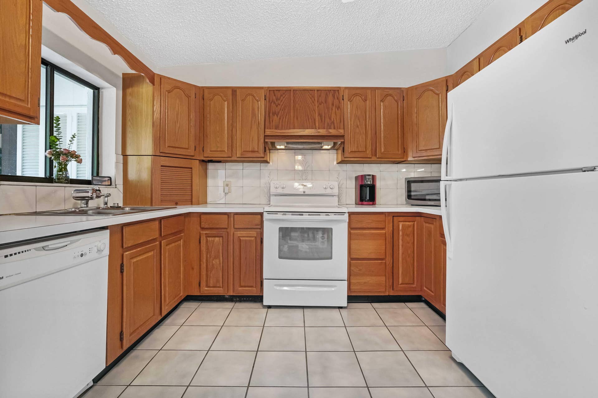 1717 SW 14TH Street, Fort Lauderdale, FL 33312 36 (1)