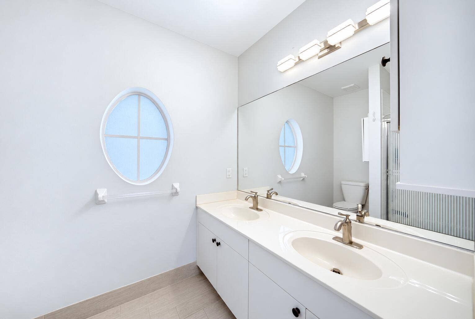 11950 NW 3RD Drive, Coral Springs, FL 33071 Pristine Modern White Bathroom