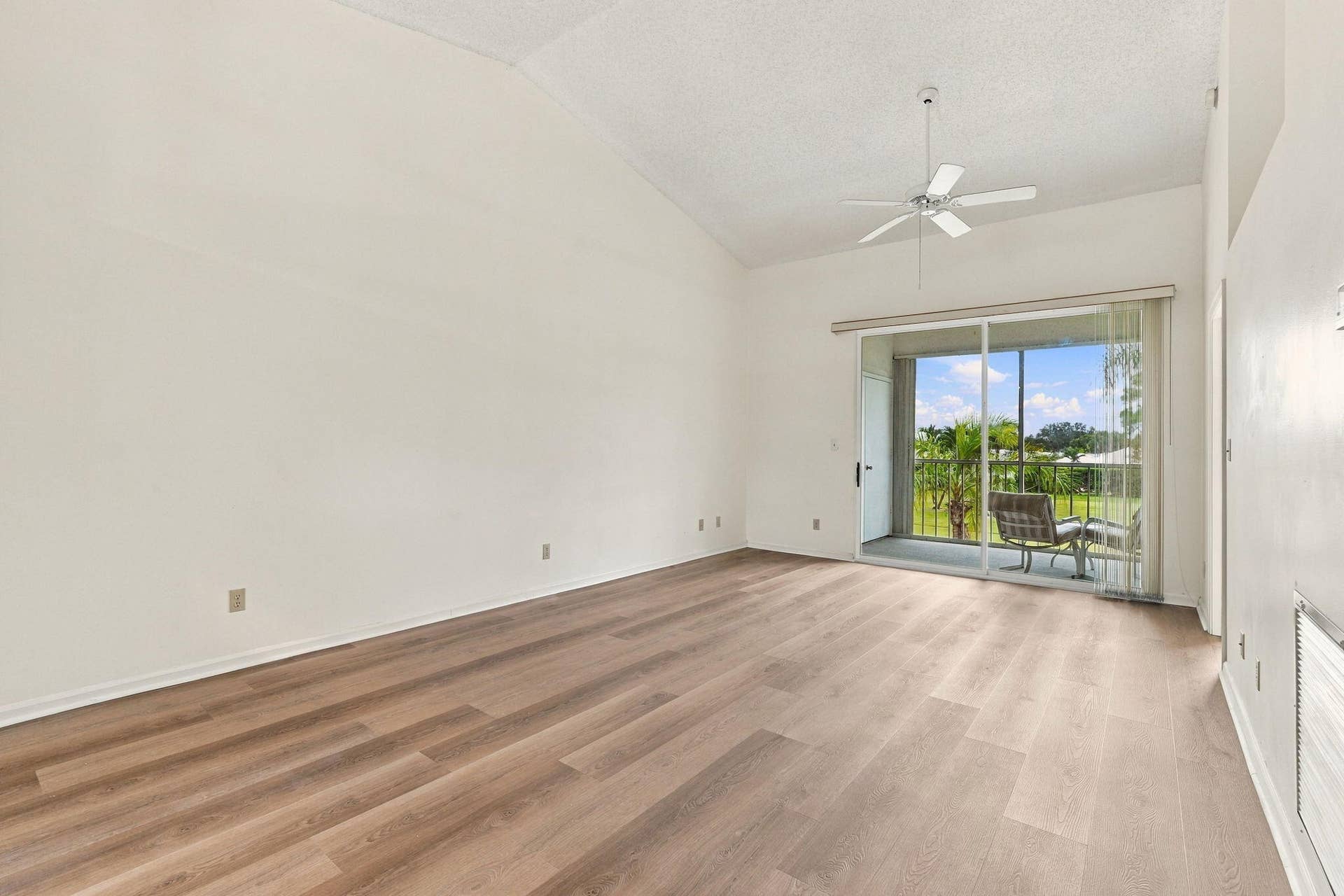18081 SE Country Club Drive, #35-348, Jupiter, FL 33469 IMG_0206