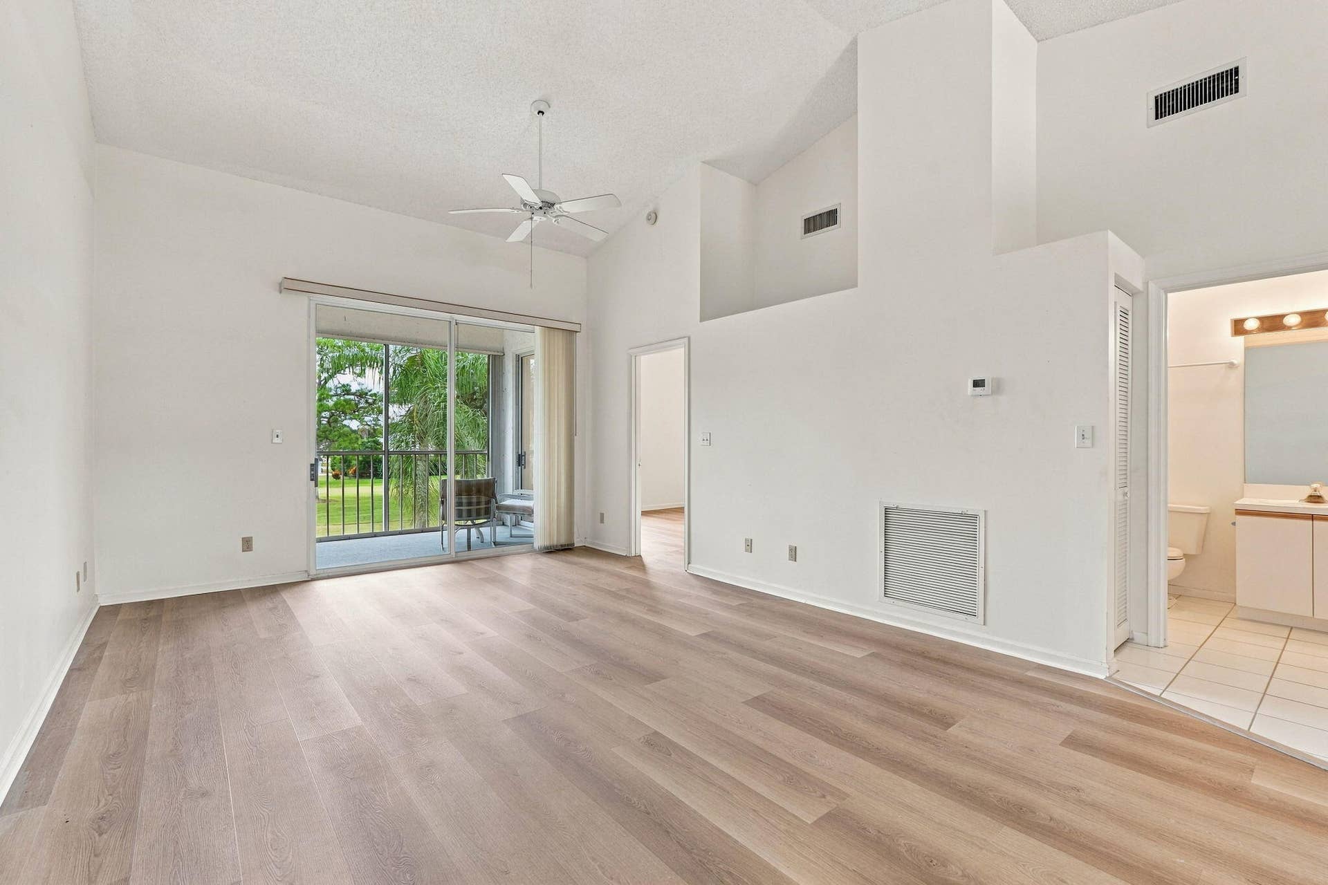 18081 SE Country Club Drive, #35-348, Jupiter, FL 33469 IMG_0208