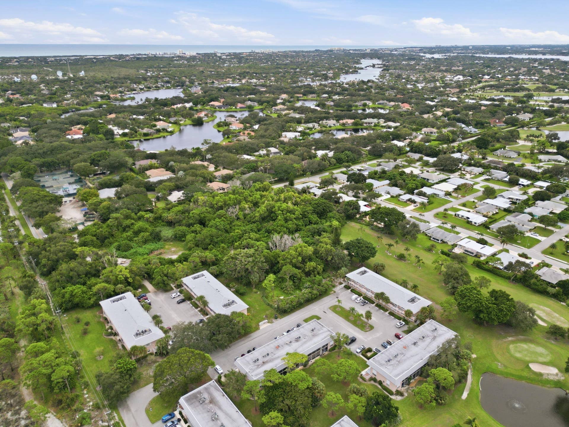 18081 SE Country Club Drive, #35-348, Jupiter, FL 33469 IMG_0178