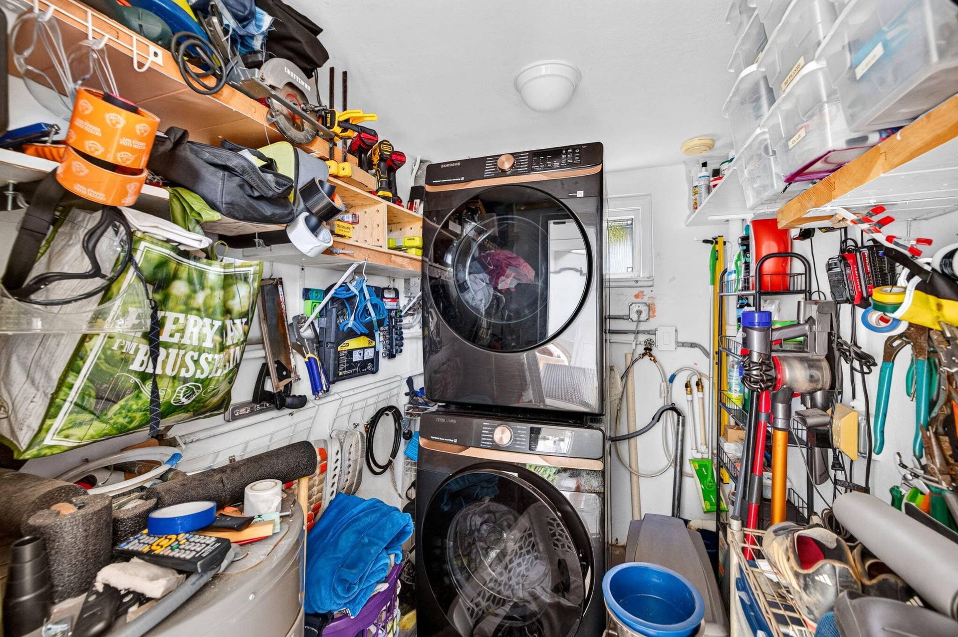 1140 NE 17TH Avenue, Fort Lauderdale, FL 33304 50 Laundry & Storage