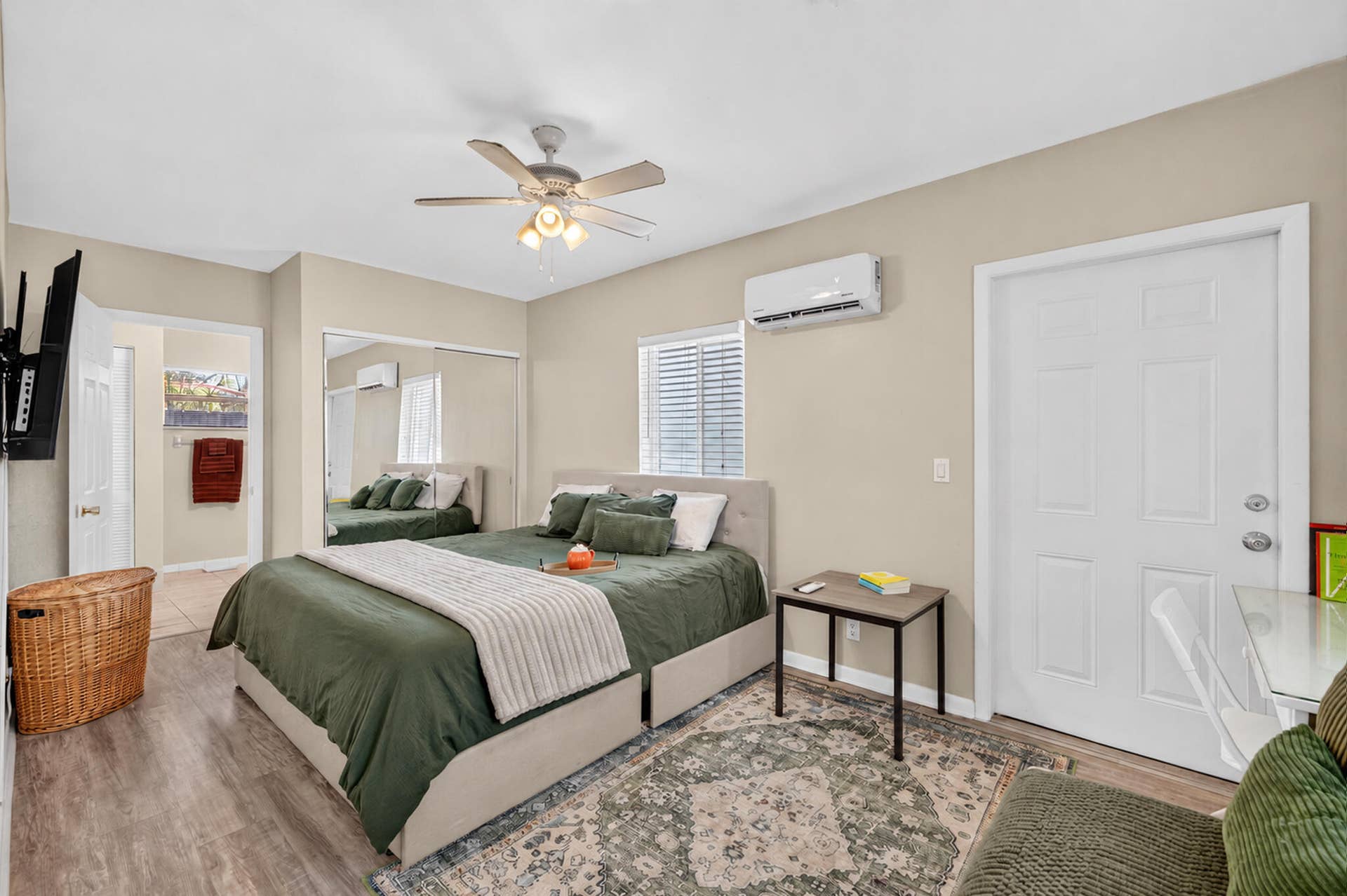 1140 NE 17TH Avenue, Fort Lauderdale, FL 33304 7 Guest Bedroom