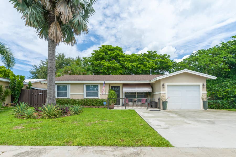 Property photo for 11841 NW 33RD Street, Sunrise, FL