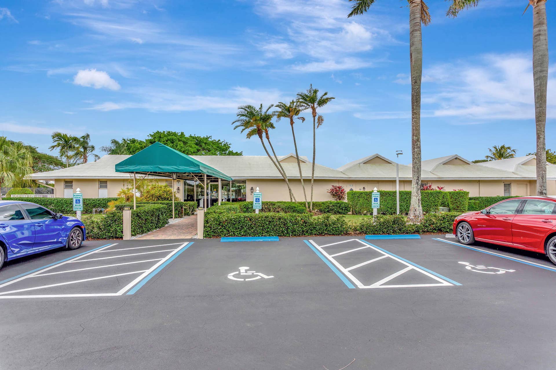 8900 Warwick Drive, Boca Raton, FL 33433 38-web-or-mls-001L0819