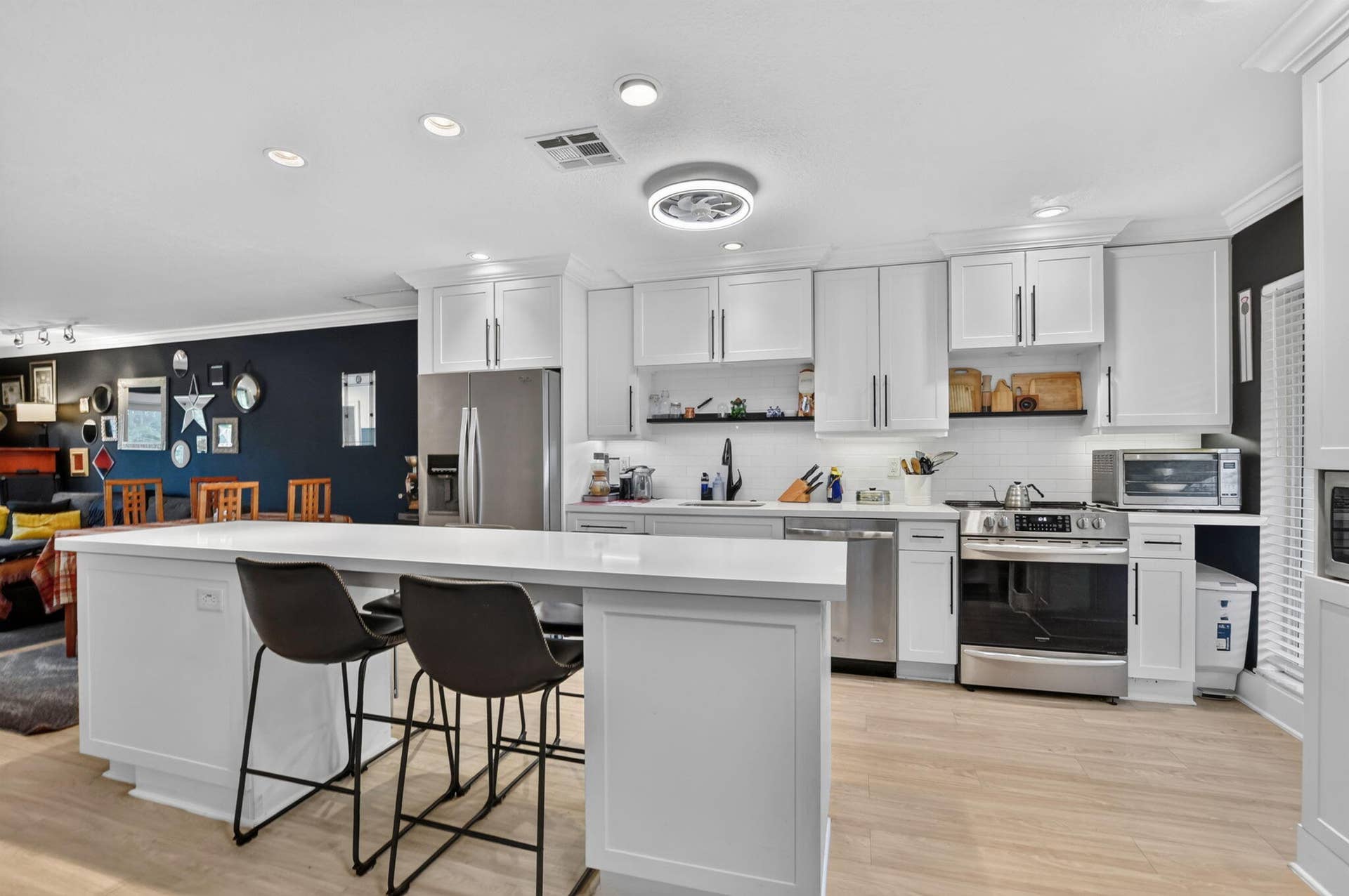 8900 Warwick Drive, Boca Raton, FL 33433 4-web-or-mls-DSC_5819