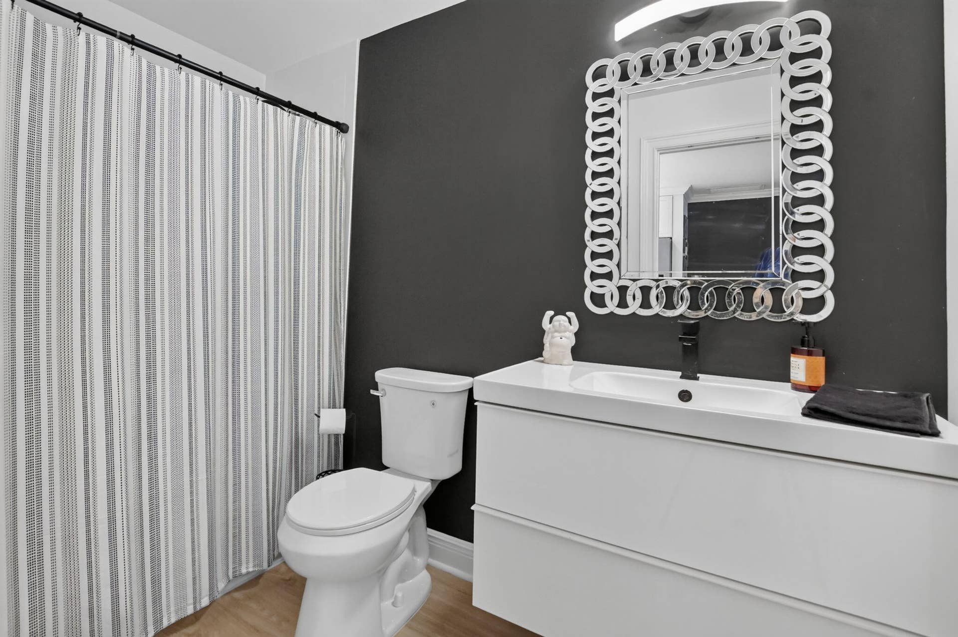 8900 Warwick Drive, Boca Raton, FL 33433 28-web-or-mls-DSC_5958