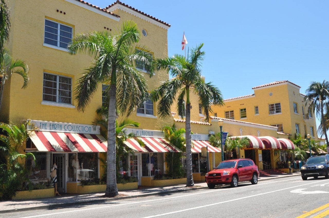 Downtown Delray parks restaurants and am