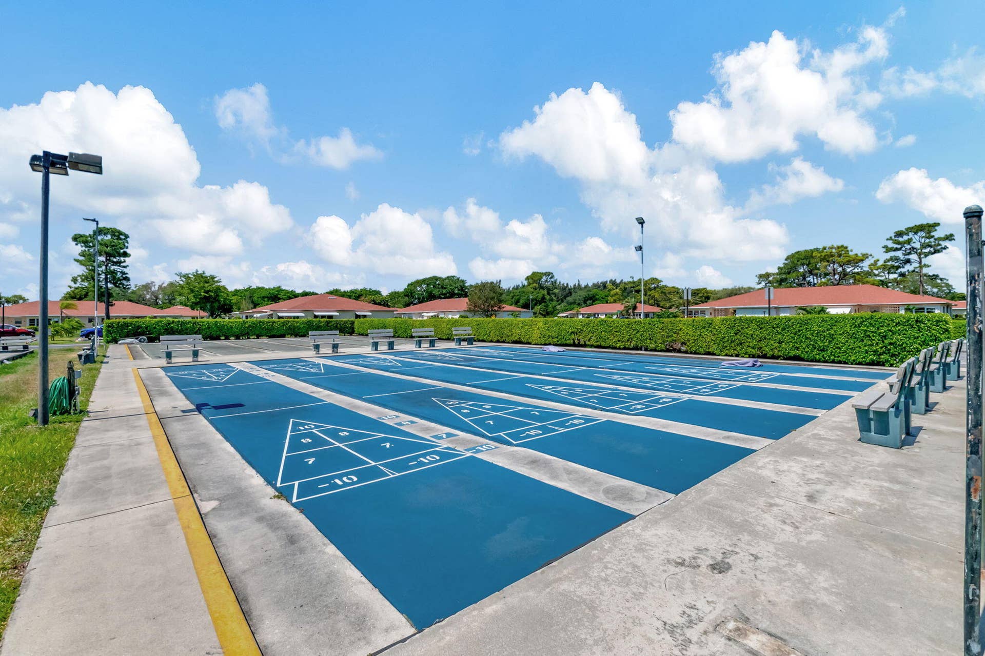 HP7 Shuffleboard Courts