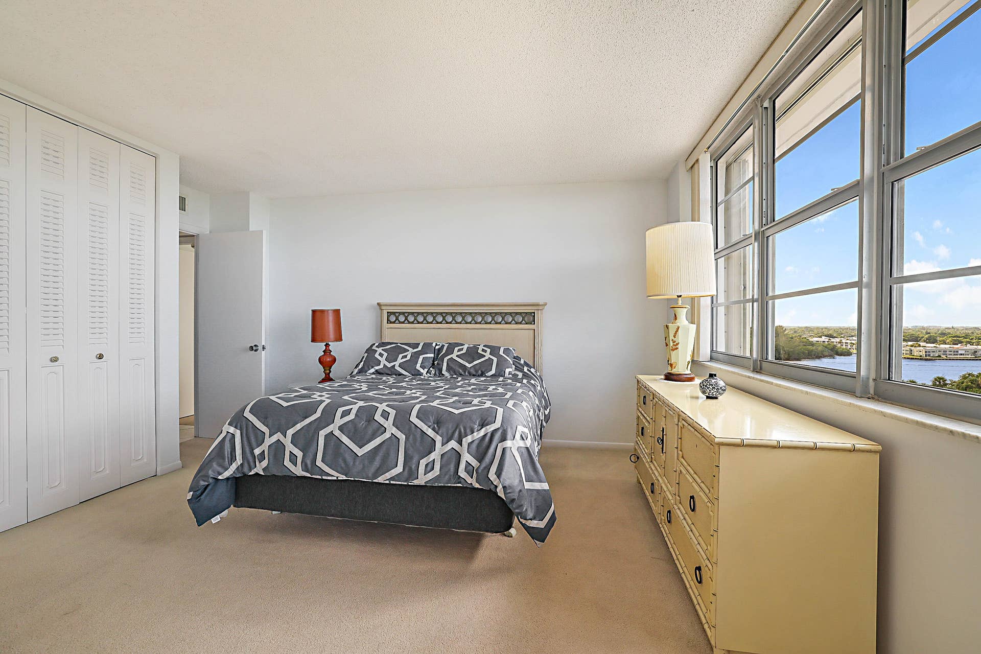 2121 N OCEAN Boulevard, #1004E, Boca Raton, FL 33431 2121 N Ocean Blvd 1004 E-25