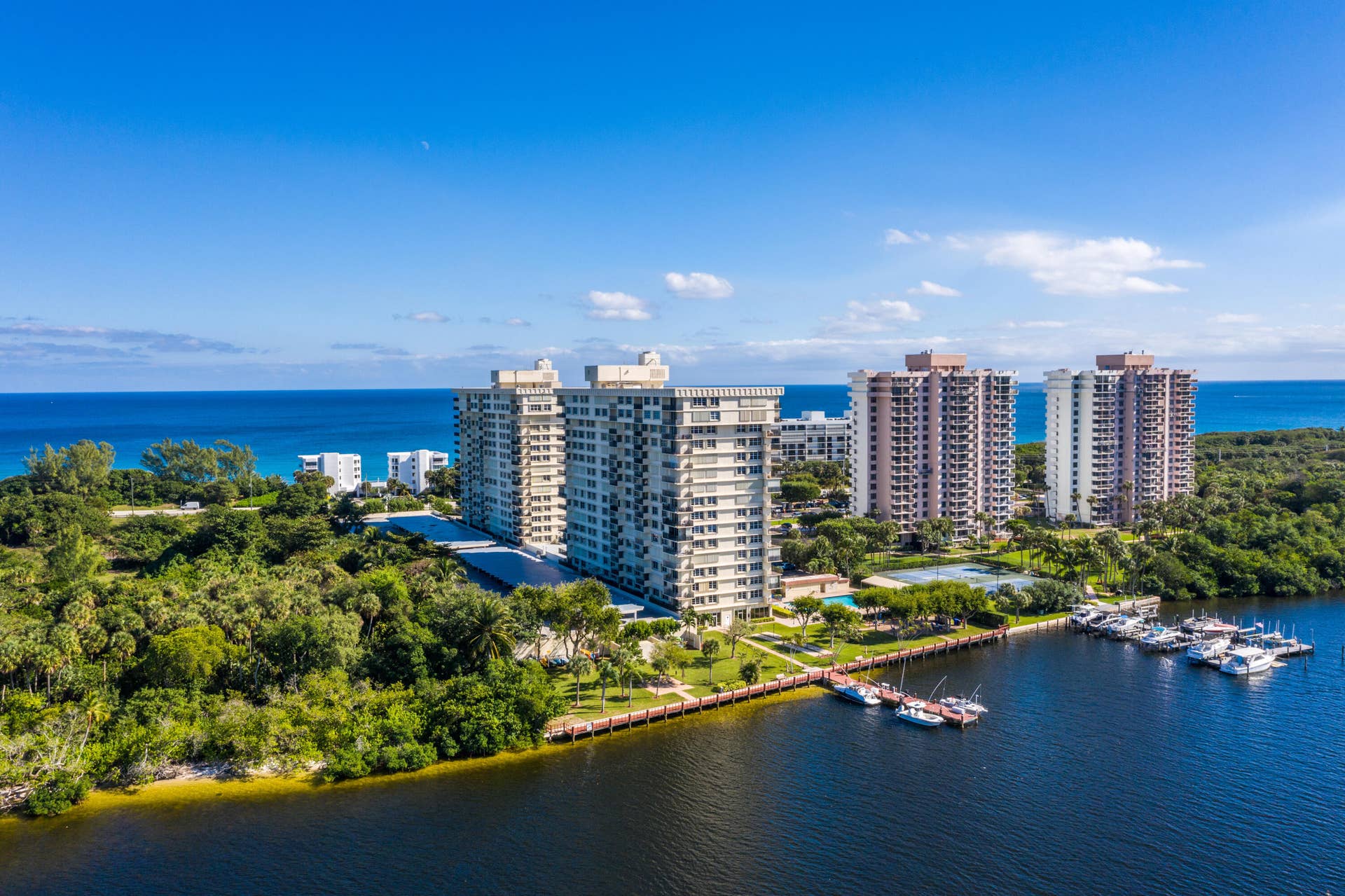 2121 N OCEAN Boulevard, #1004E, Boca Raton, FL 33431 Intracoastal views