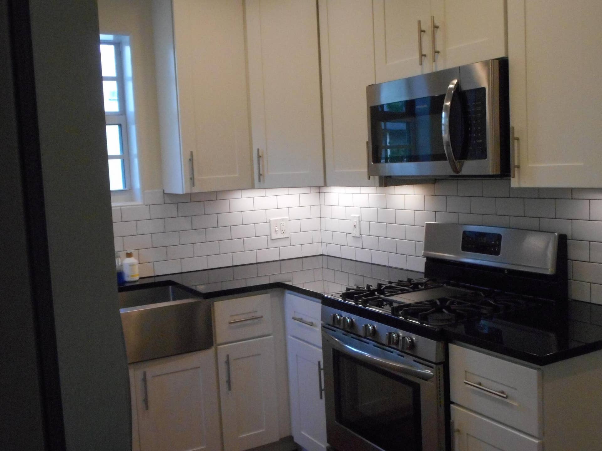 832 BISCAYNE Drive, West Palm Beach, FL 33401 DSCN4568