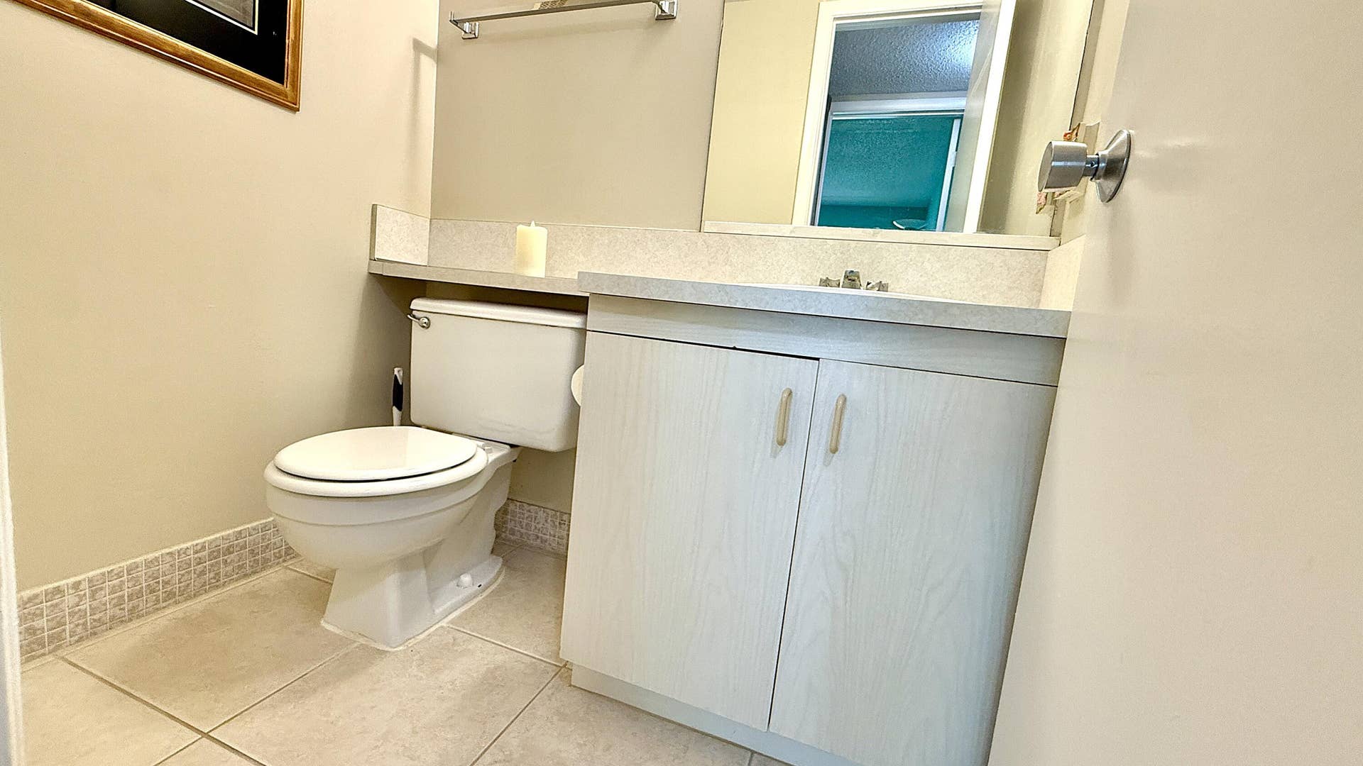 4075 NEWPORT Q Drive, Deerfield Beach, FL 33442 Half Bath
