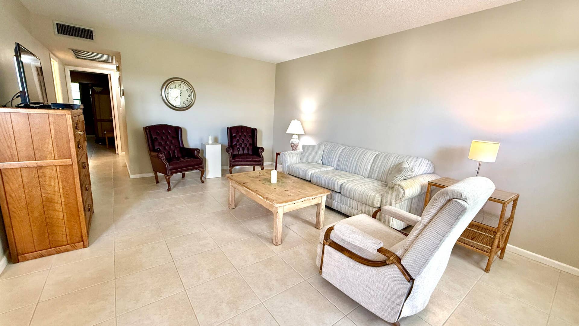 4075 NEWPORT Q Drive, Deerfield Beach, FL 33442 Living Room