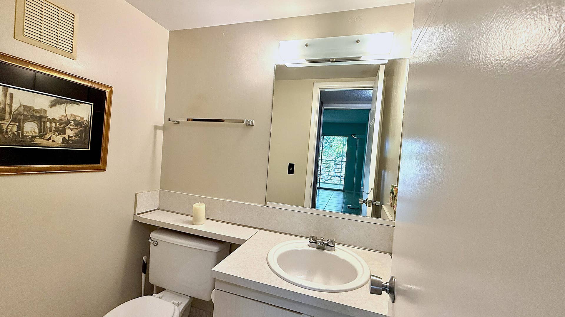 4075 NEWPORT Q Drive, Deerfield Beach, FL 33442 Half Bath