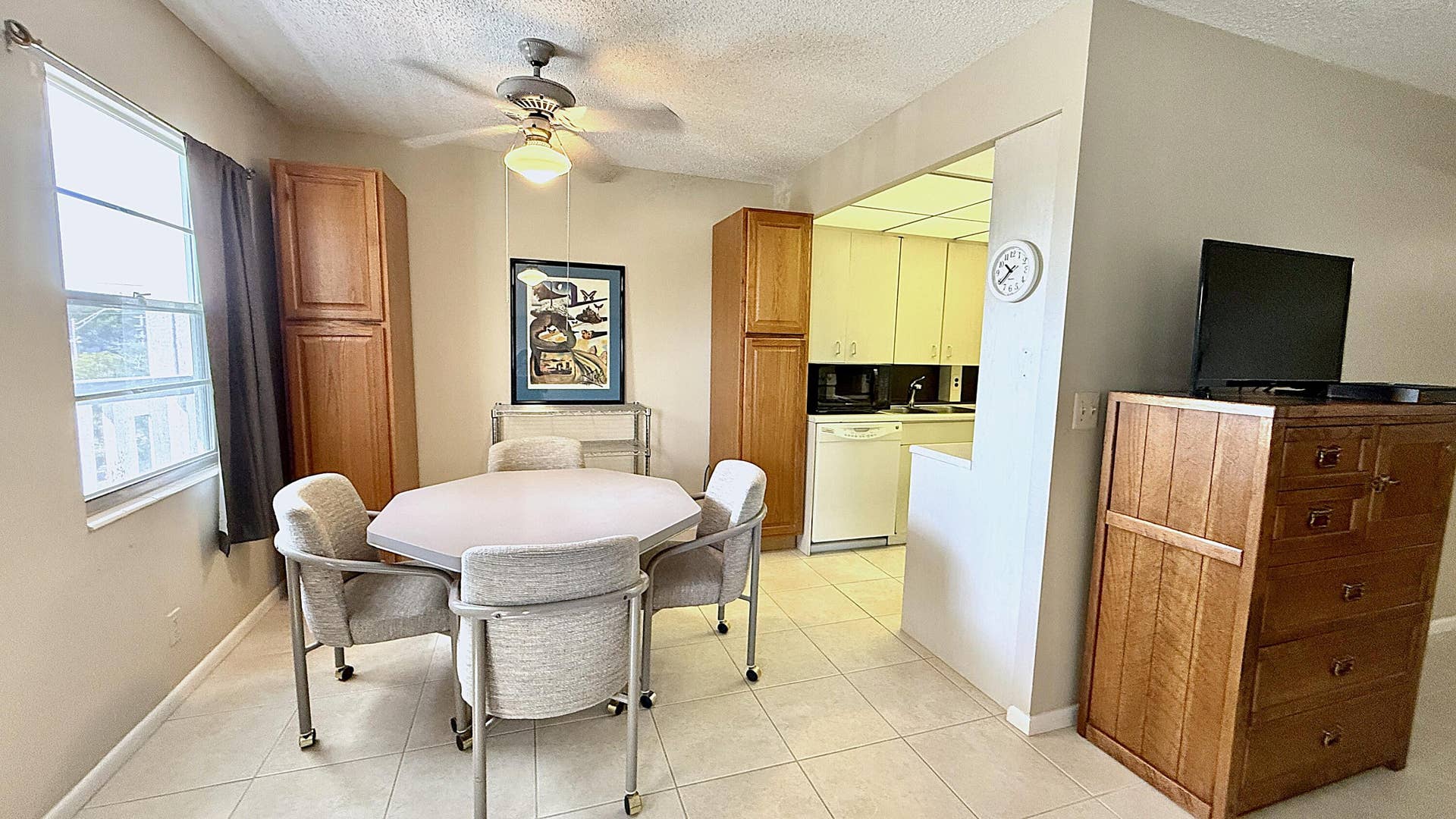 4075 NEWPORT Q Drive, Deerfield Beach, FL 33442 Dining Area + Living Area