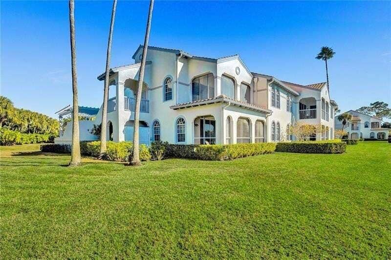 Property photo for 704 Ryder Cup Circle, Palm Beach Gardens, FL