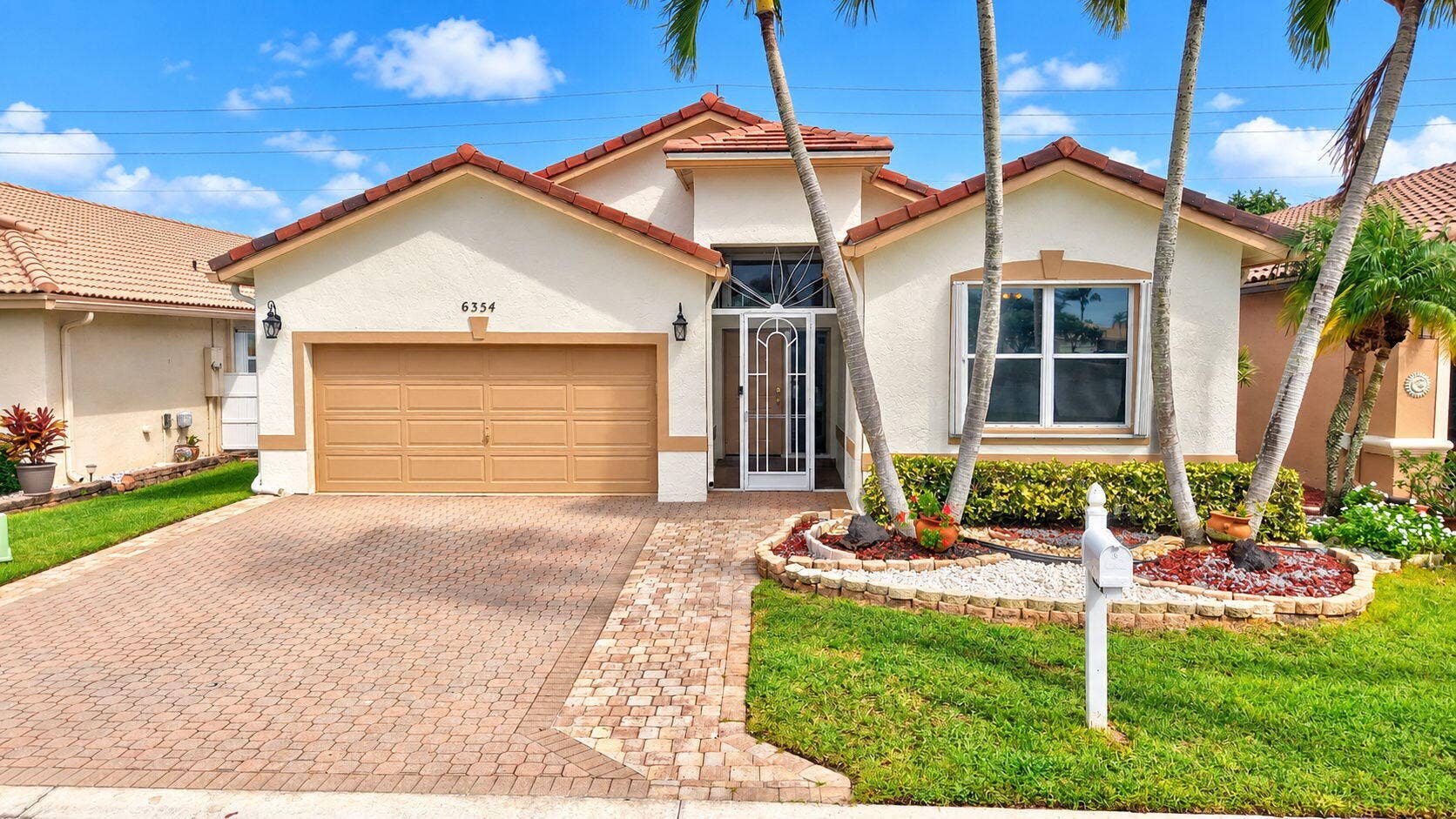 6354 Westchester Club Drive N, Boynton Beach, FL 33437 61-web-or-mls-DJI_20260930120250_0319_D_