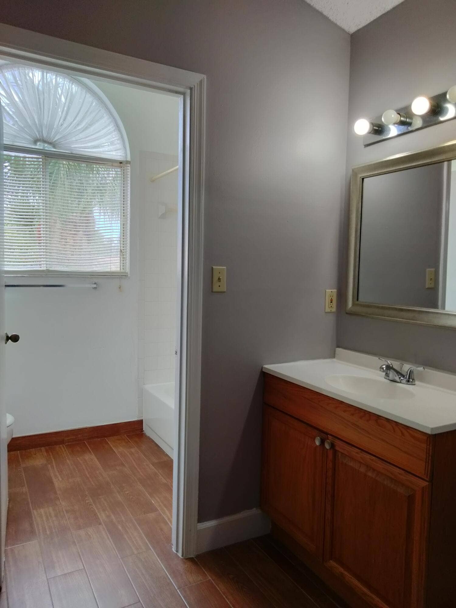 17201 GLENMOOR Drive, West Palm Beach, FL 33409 10