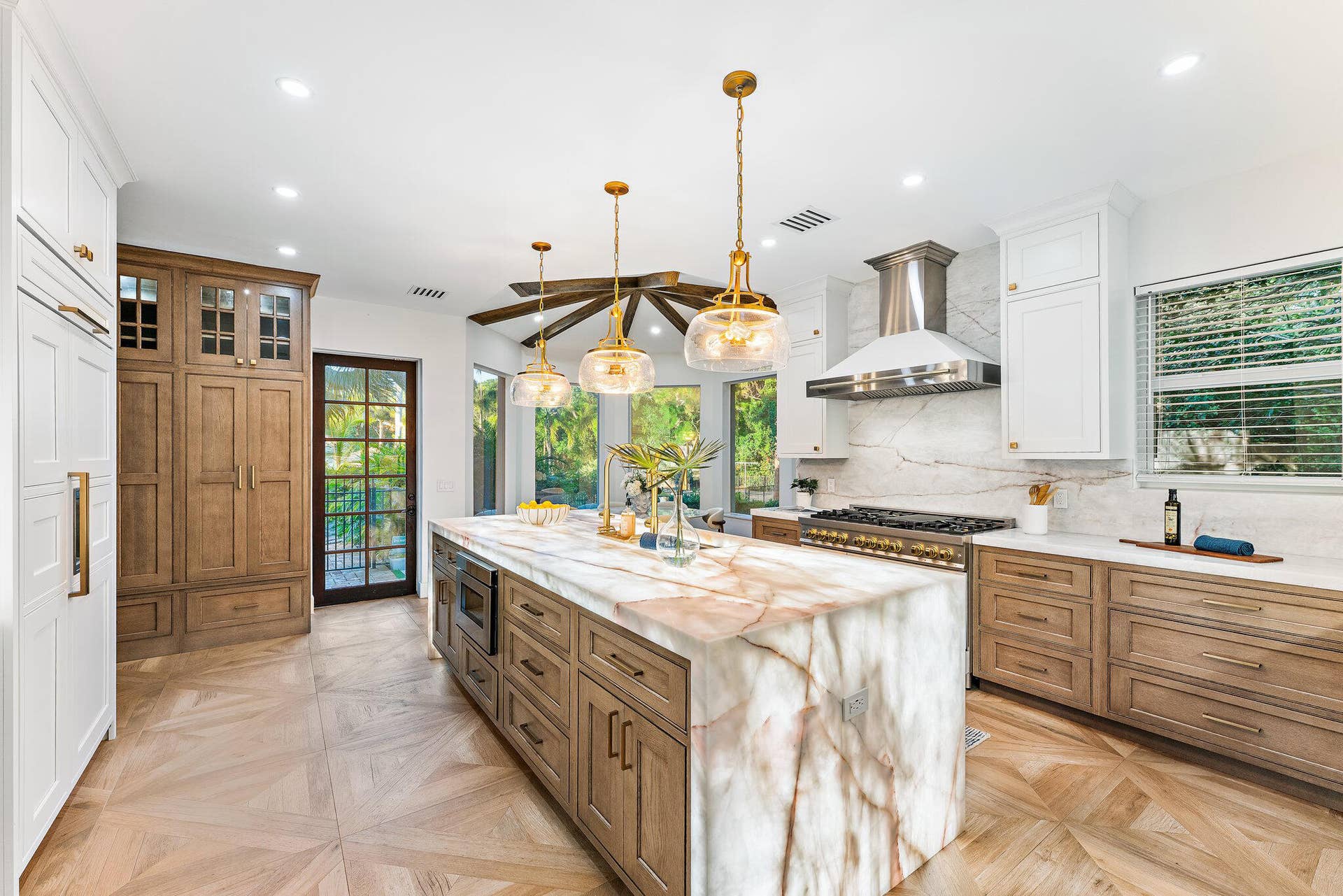 2584 SE Ranch Acres Circle, Jupiter, FL 33478 Chefs Kitchen and Breakfast Area