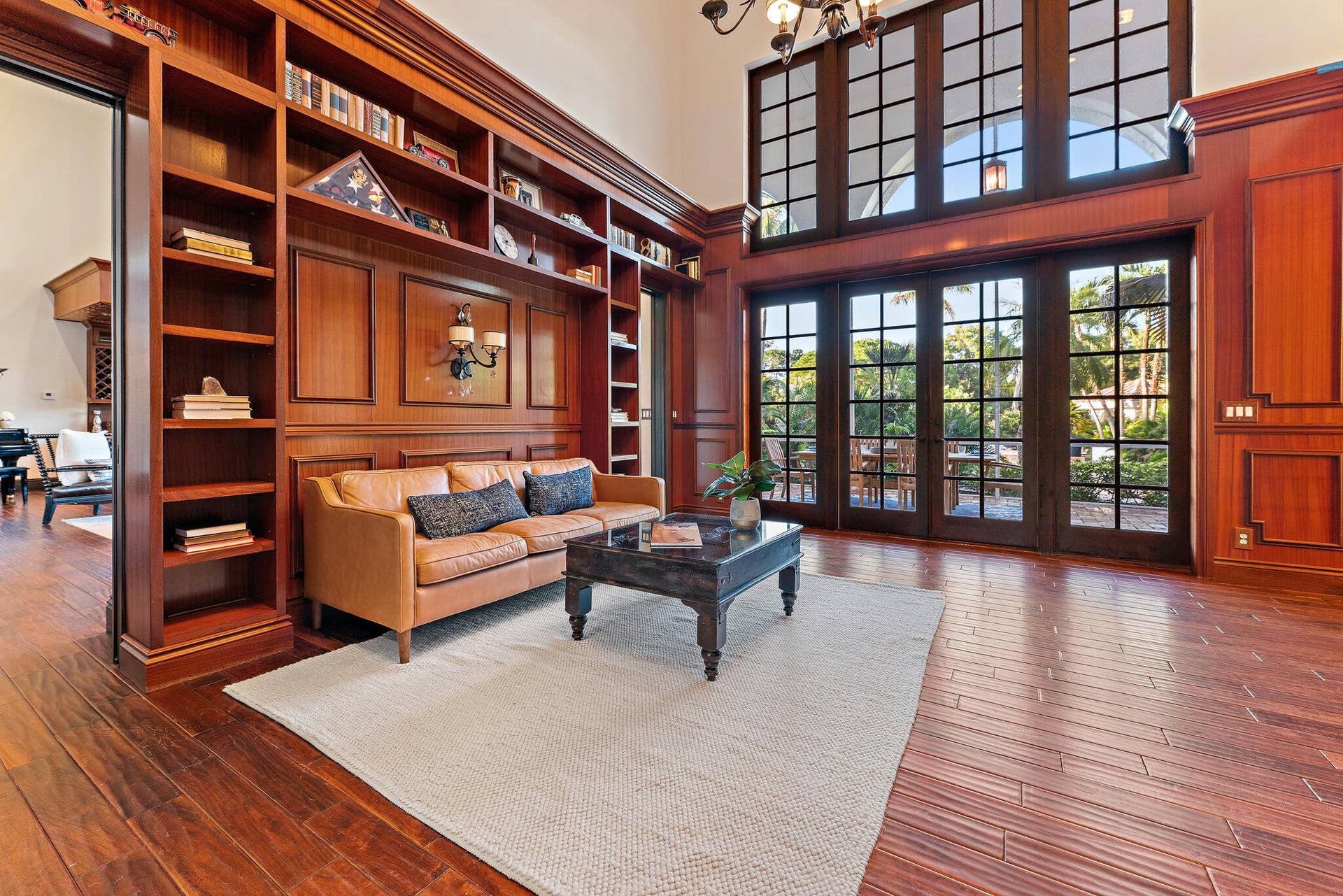 2584 SE Ranch Acres Circle, Jupiter, FL 33478 Custom Built In Library