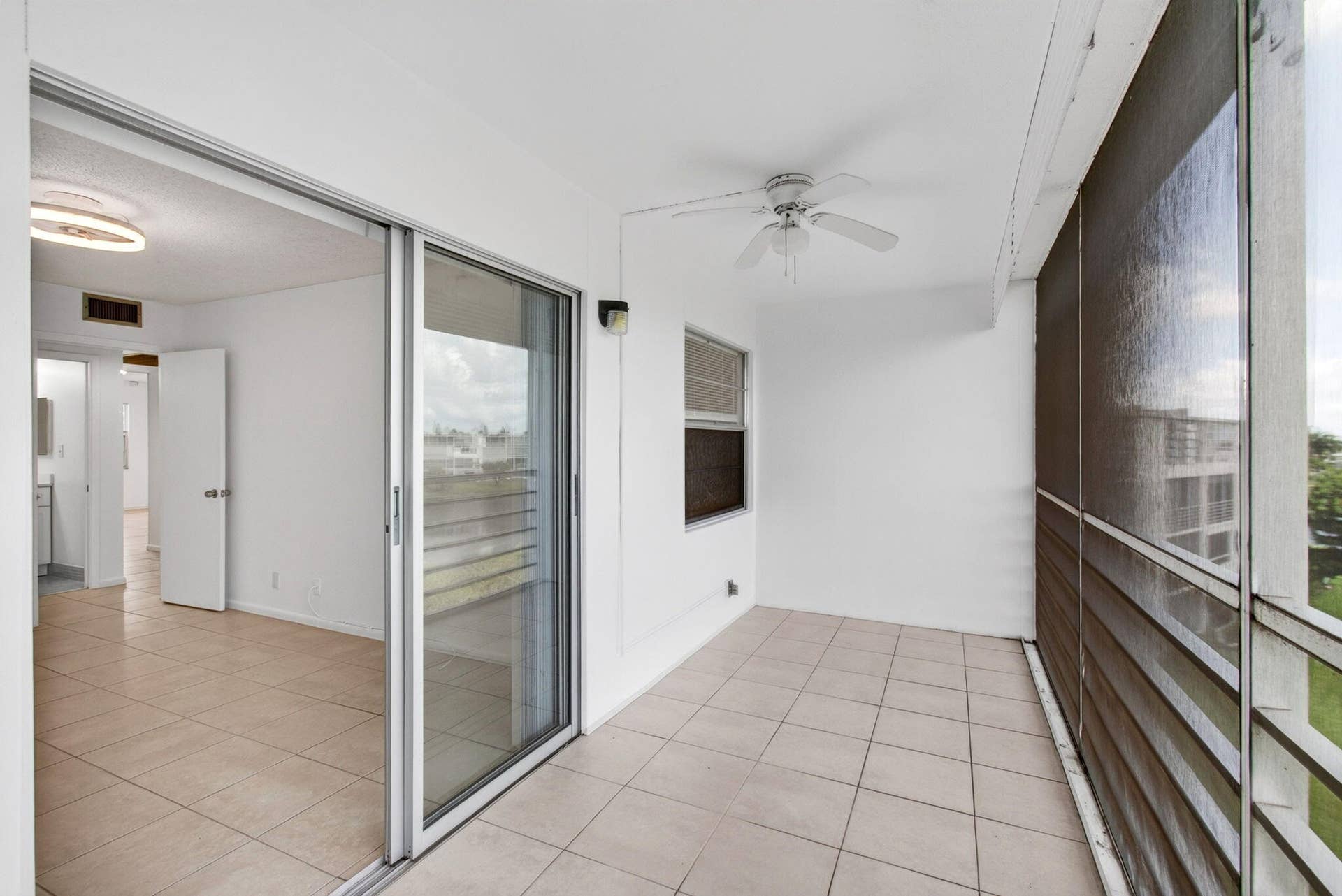4028 Hythe B, Boca Raton, FL 33434 58-web-or-mls-DSC_9011