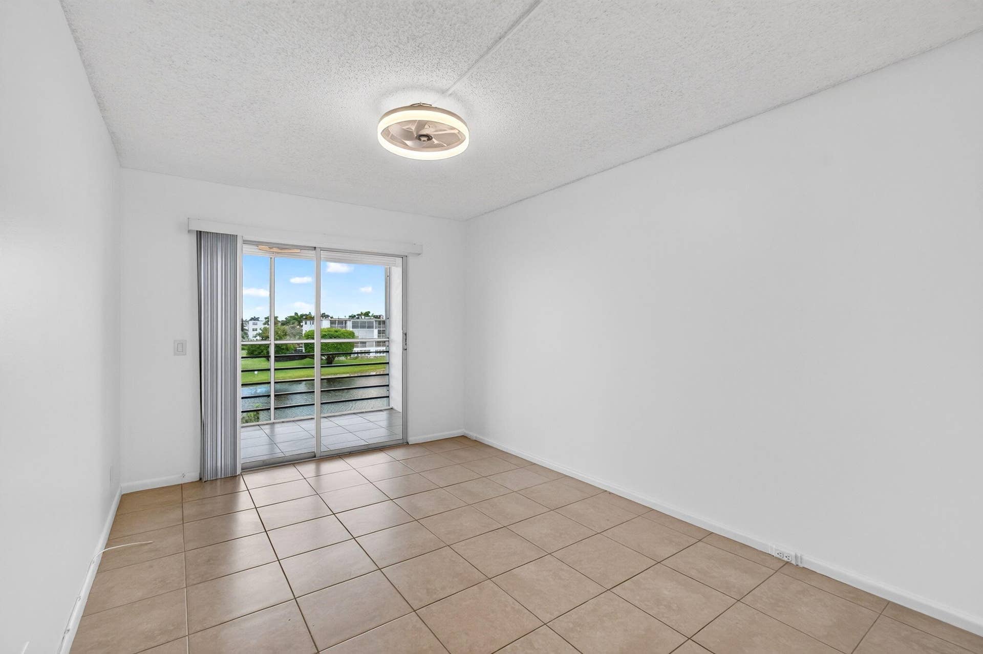 4028 Hythe B, Boca Raton, FL 33434 49-web-or-mls-DSC_8946