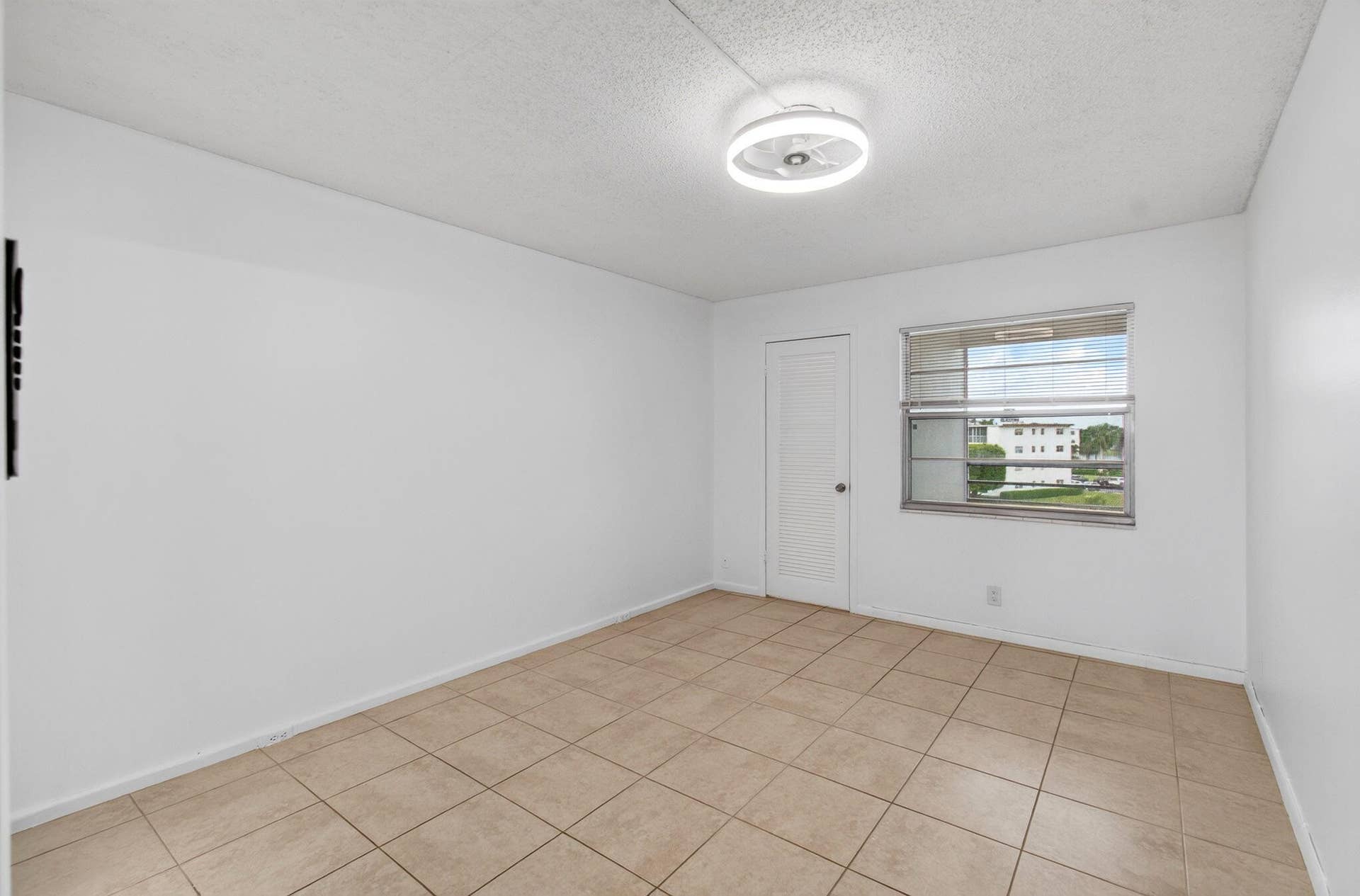 4028 Hythe B, Boca Raton, FL 33434 32-web-or-mls-DSC_8811