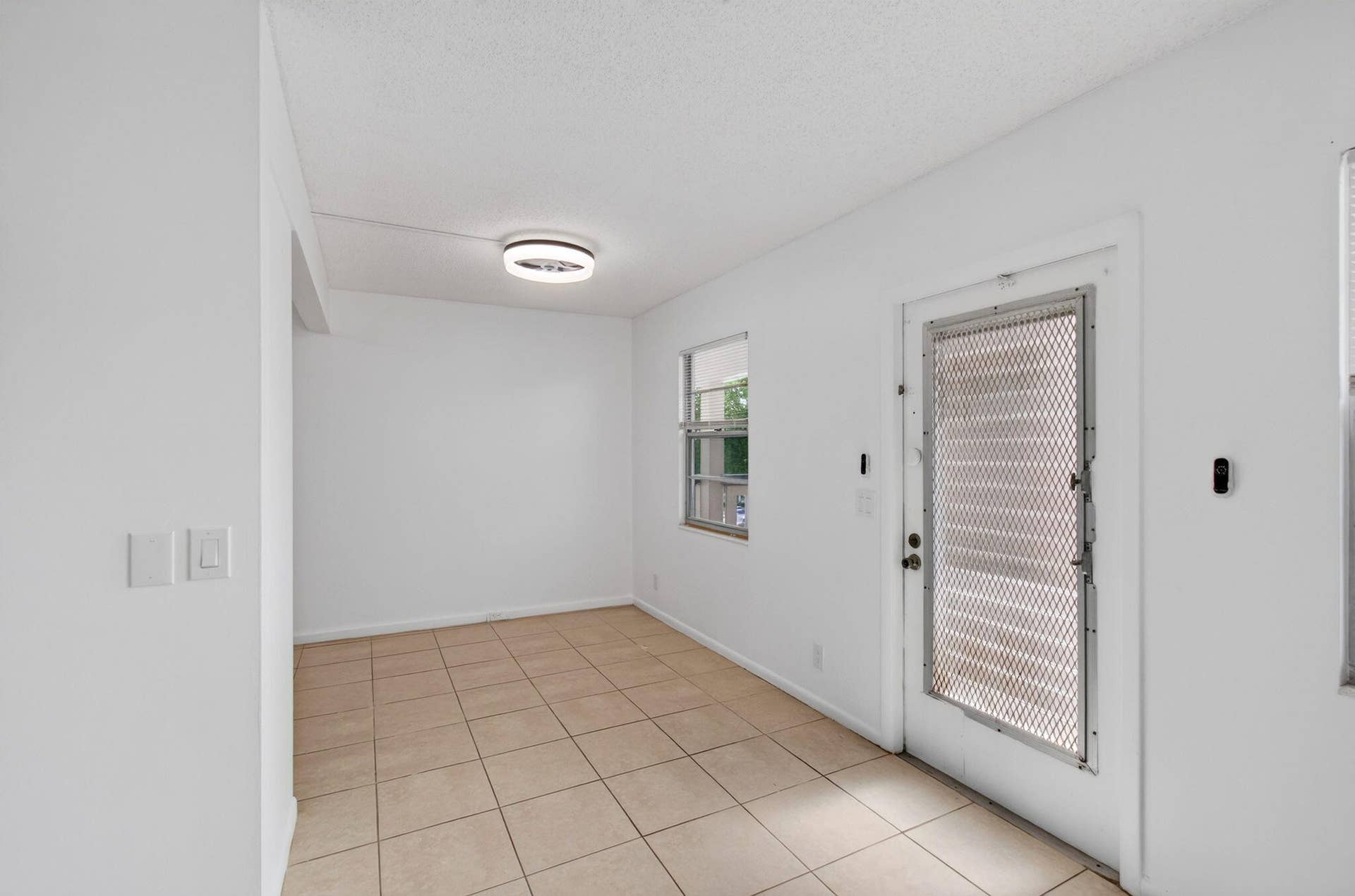 4028 Hythe B, Boca Raton, FL 33434 24-web-or-mls-DSC_8762