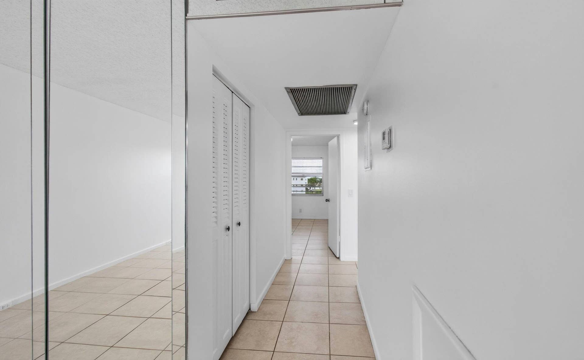 4028 Hythe B, Boca Raton, FL 33434 31-web-or-mls-DSC_8806