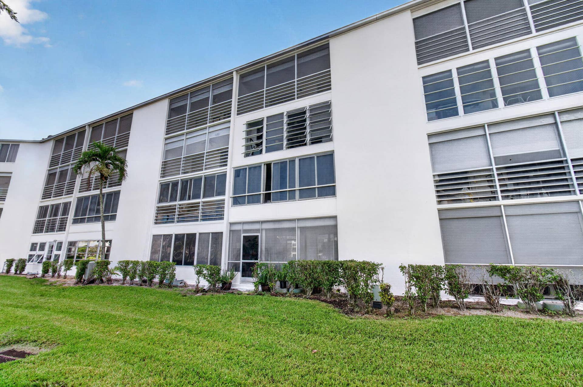 4028 Hythe B, Boca Raton, FL 33434 64-web-or-mls-DSC_8570