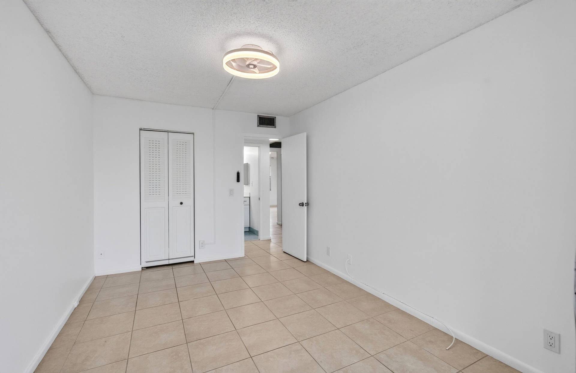 4028 Hythe B, Boca Raton, FL 33434 52-web-or-mls-DSC_8967