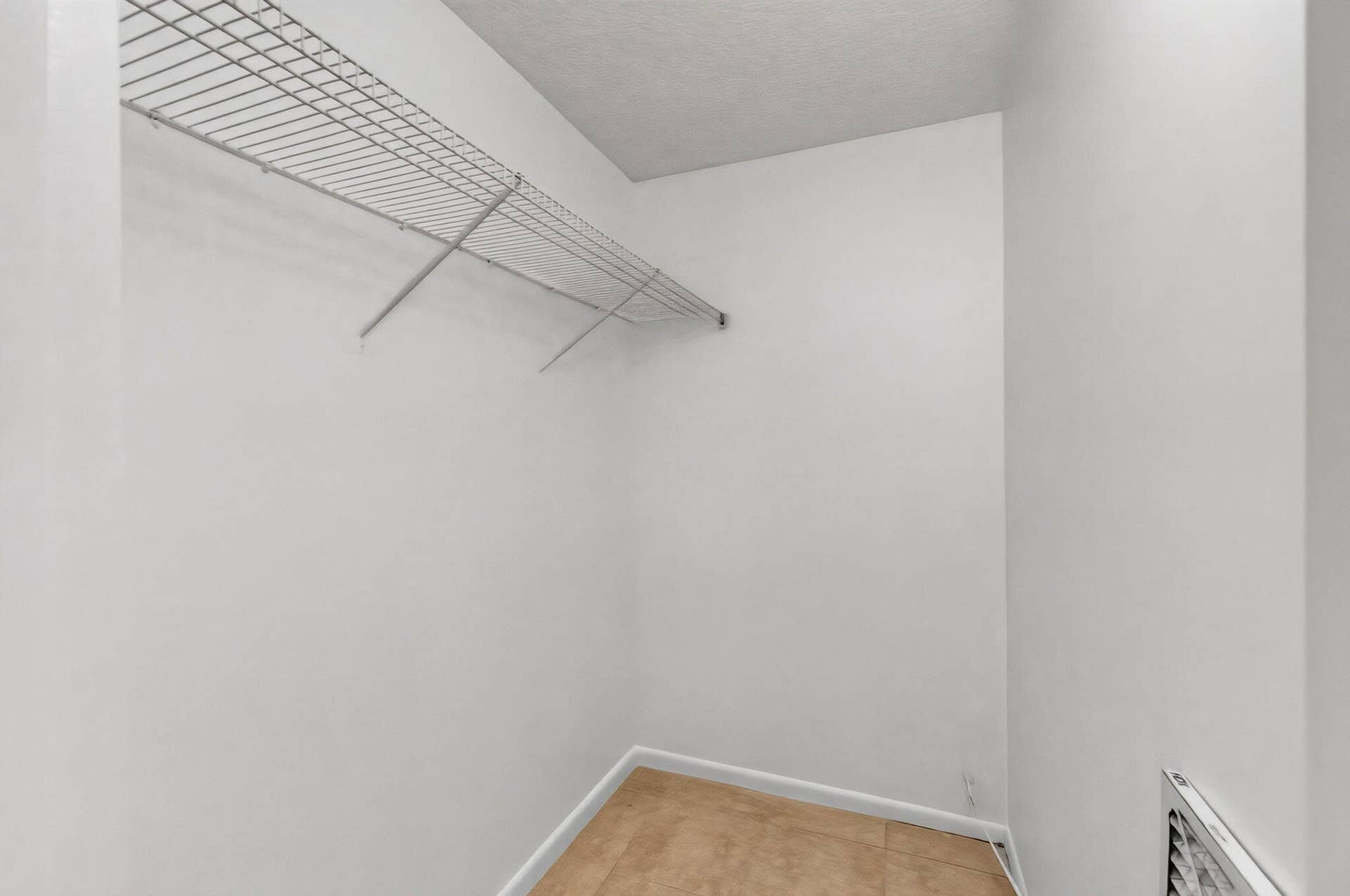 4028 Hythe B, Boca Raton, FL 33434 38-web-or-mls-DSC_8861