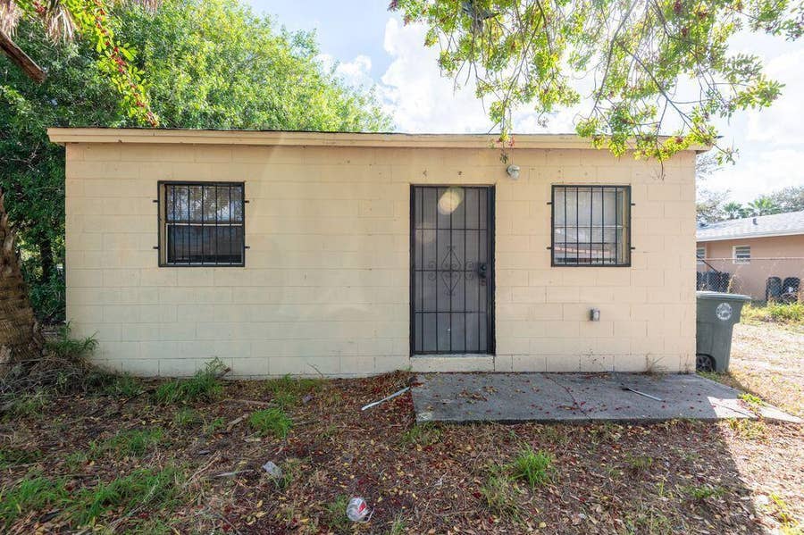 Property photo for 2516 Ave L, #Unit b, Fort Pierce, FL