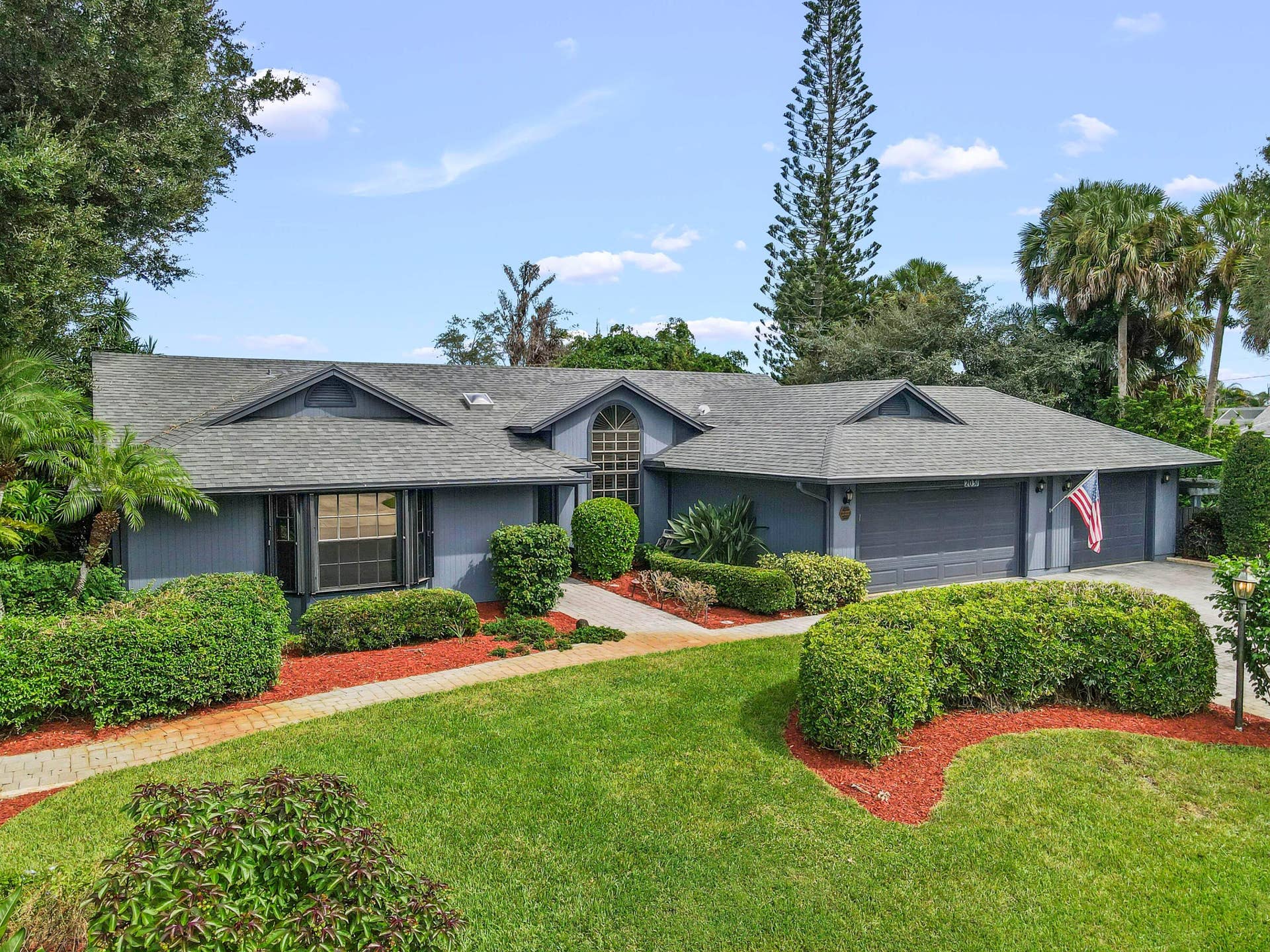 2031 SW JAGUAR Avenue, Port St Lucie, FL 34953 2031 SW Jaguar Ave, Port St. Lucie, FL 3