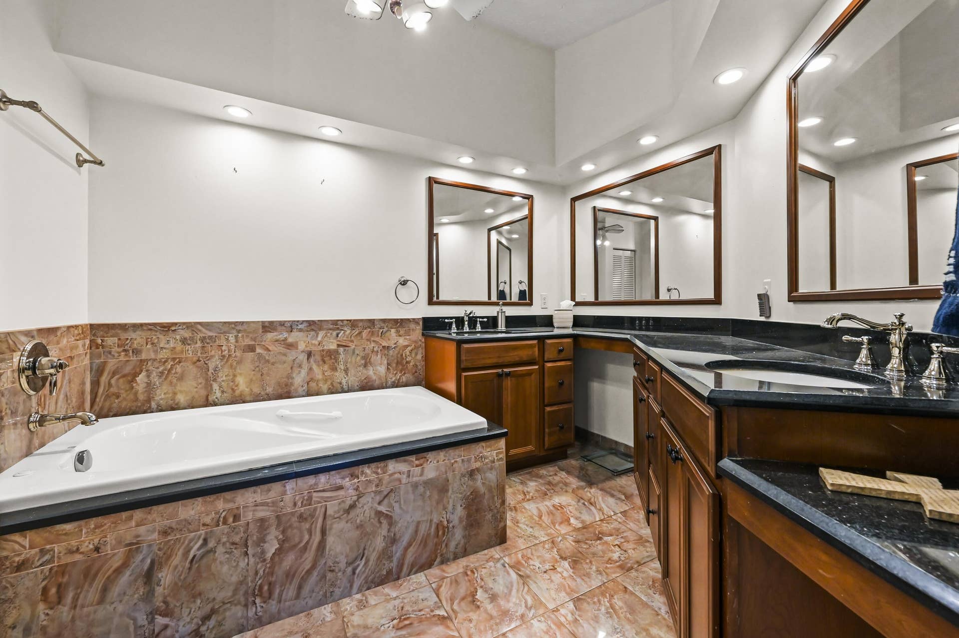 2031 SW JAGUAR Avenue, Port St Lucie, FL 34953 2031 SW Jaguar Ave, Port St. Lucie, FL 3