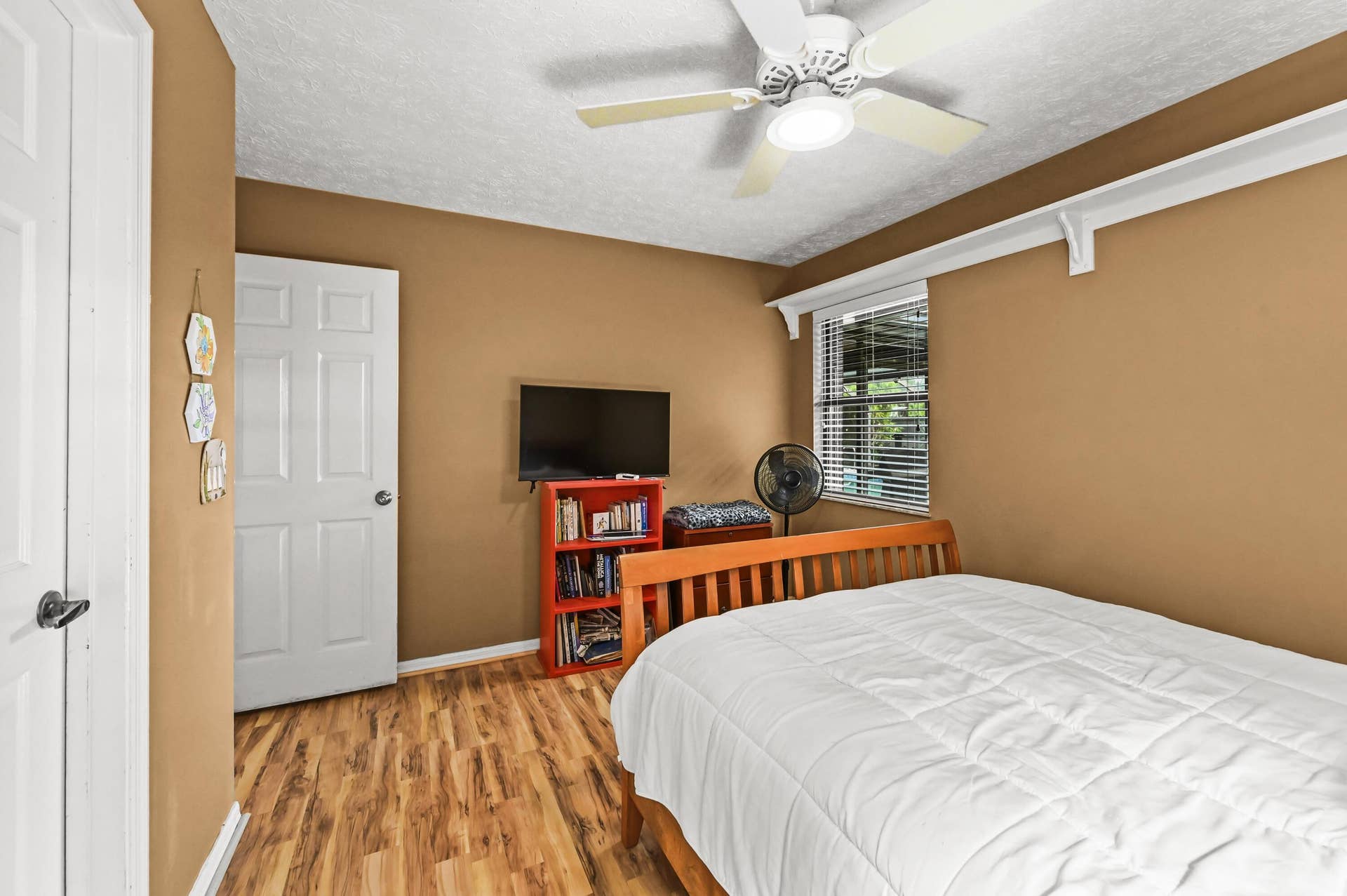 2031 SW JAGUAR Avenue, Port St Lucie, FL 34953 2031 SW Jaguar Ave, Port St. Lucie, FL 3